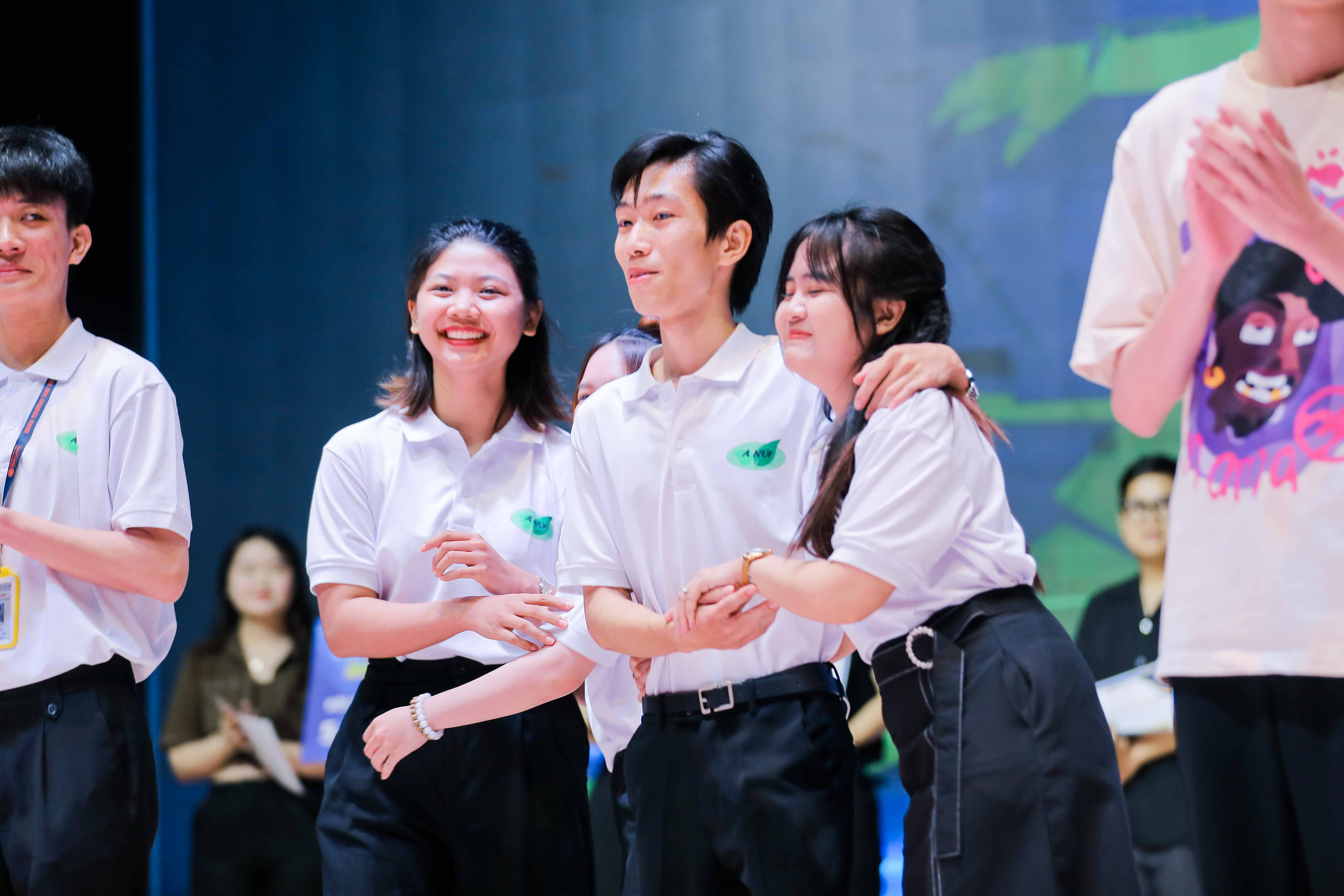 Chế phẩm từ vỏ tôm bảo quản trái cây thắng cuộc thi khởi nghiệp (4).jpg