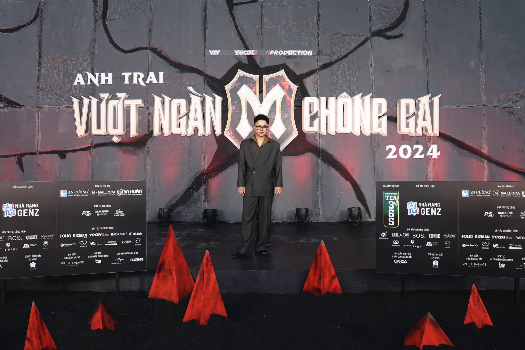 Phùng Vỹ Khang.jpg