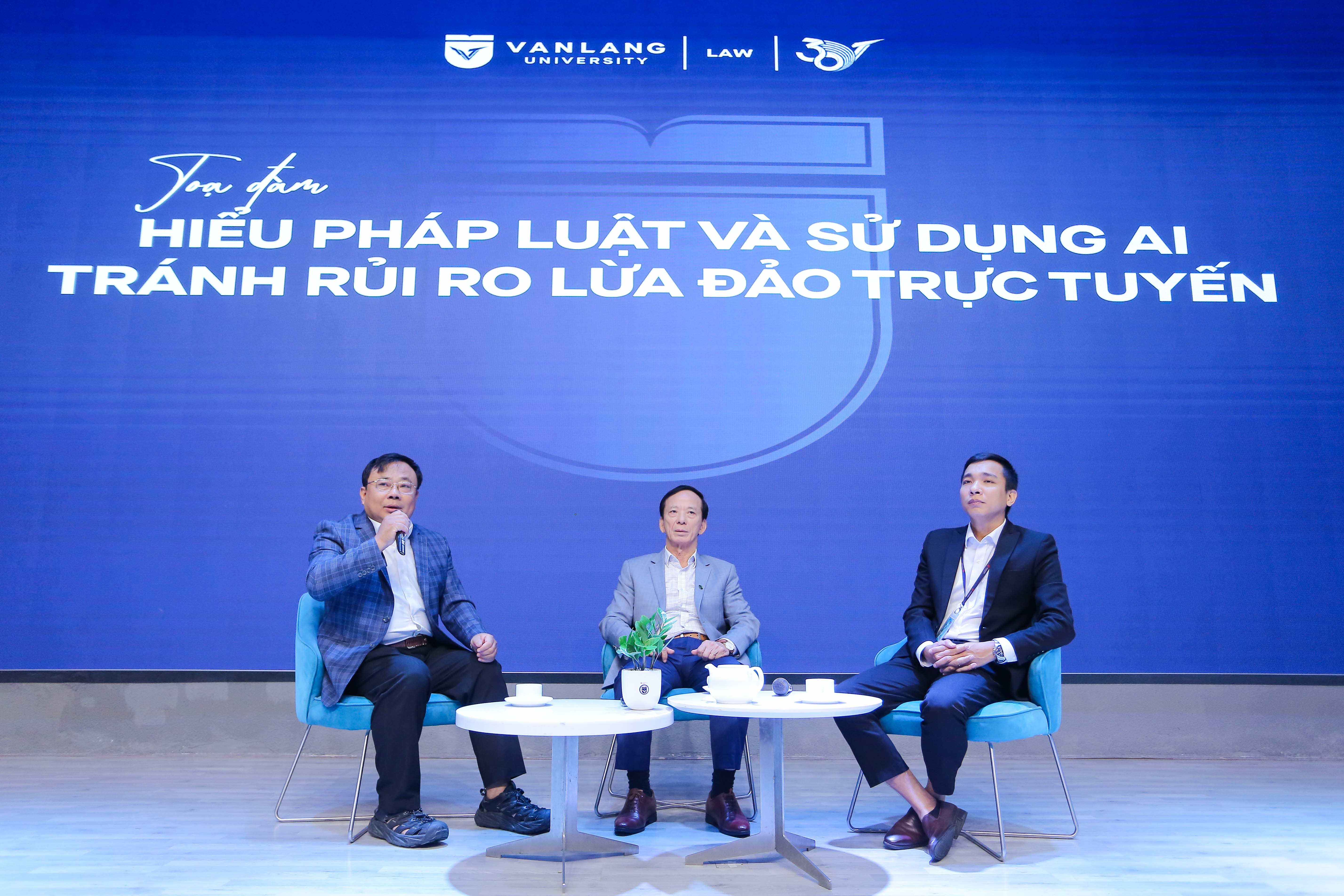 Su-kien-thu-hut-su-tham-gia-cua-nhieu-the-he-cuu-sinh-vien,-mo-ra-dau-moc-moi-trong-viec-tang-cuong-gan-ket-cong-dong-Luat-Van-Lang- g.jpg