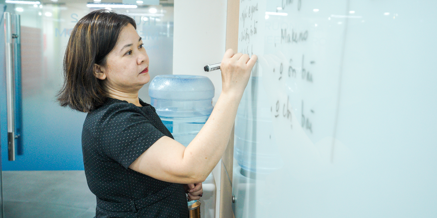 VLU - Workshop “Phuong phap giang day tich cuc” - Trinh bay (1).jpg