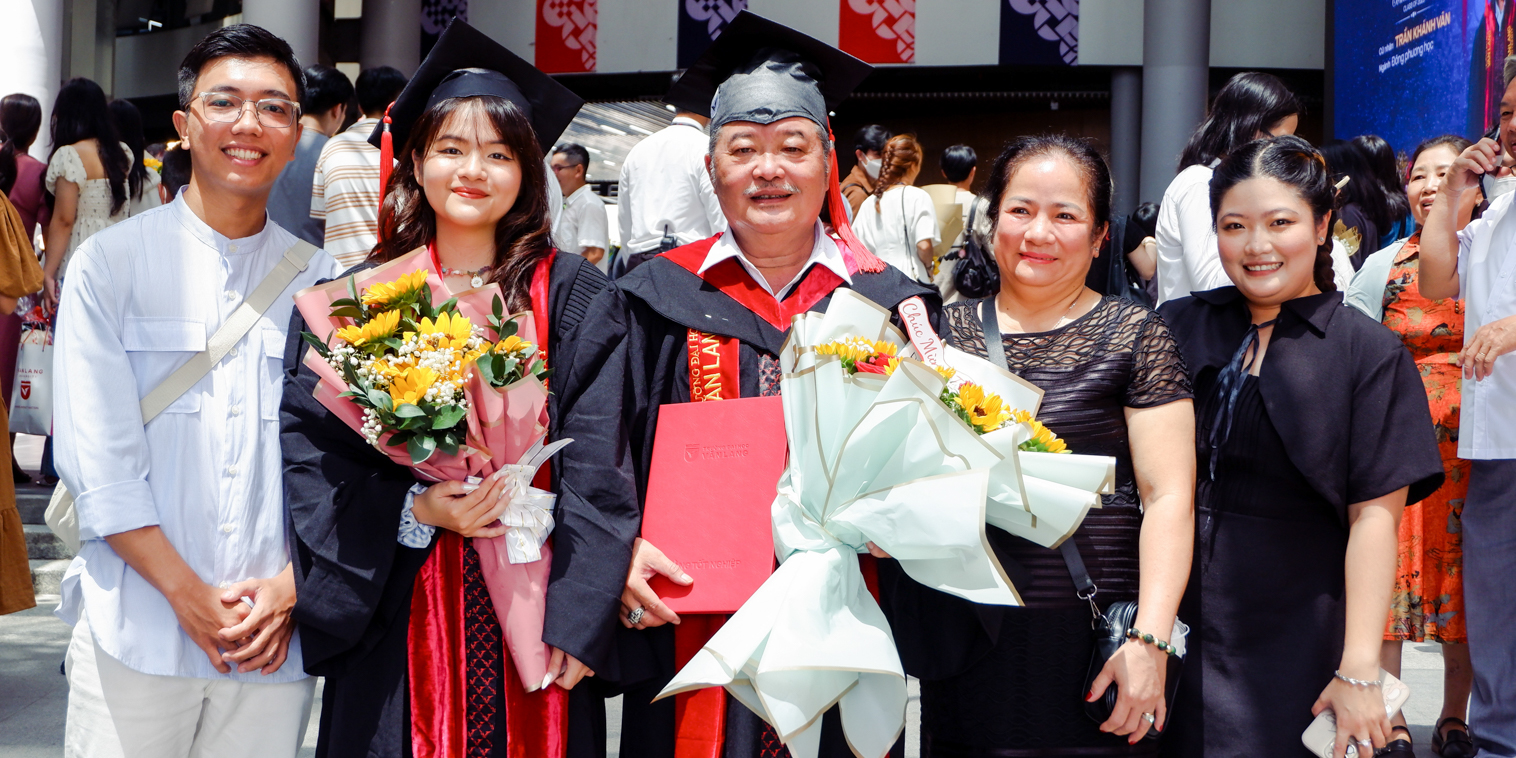 cau chuyen tot nghiep (10).jpg