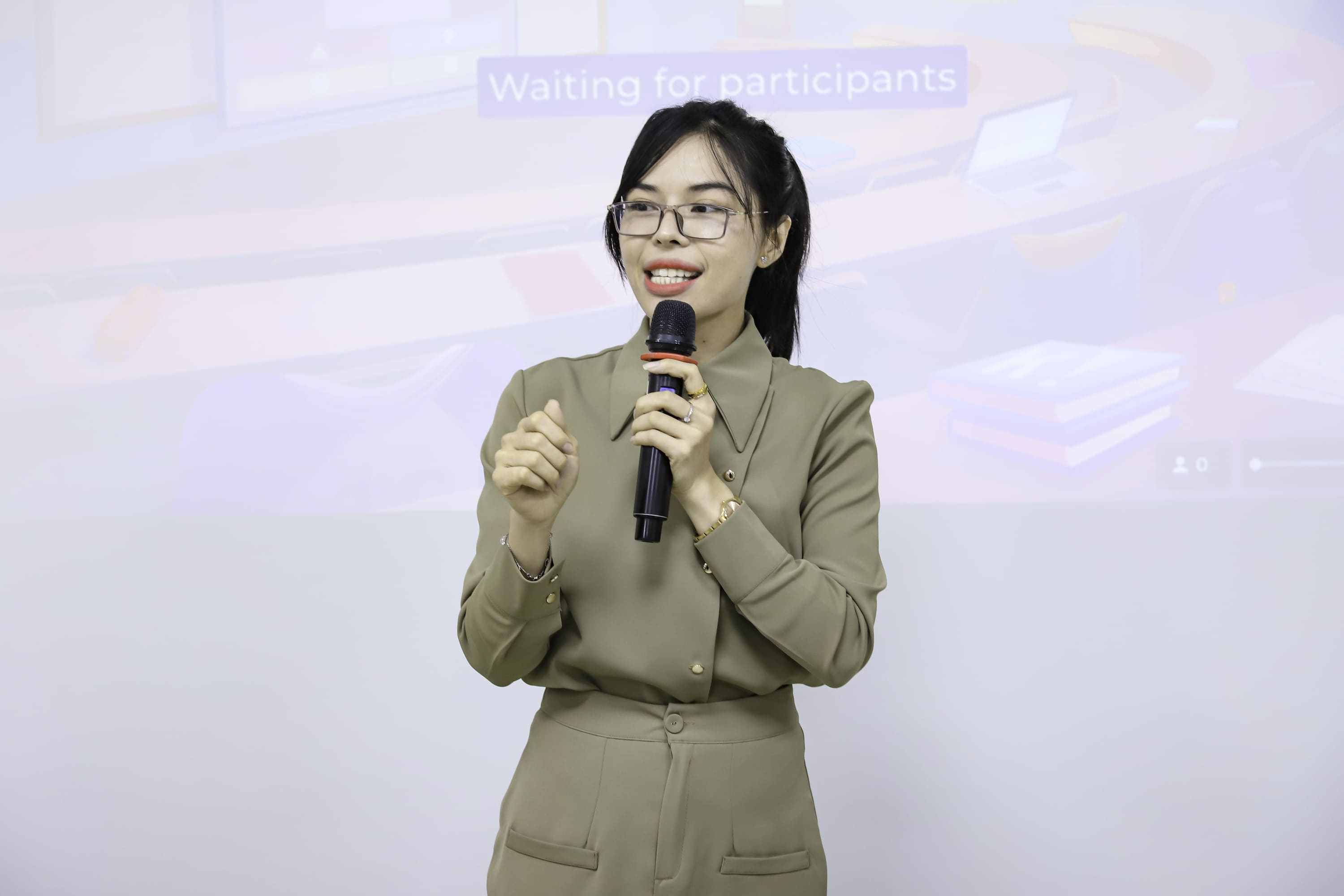 chao-don-doan-sinh-vien-truong-dai-hoc-nghe-thuat-hoang-gia-campuchia-rufa-den-hoc-tap-va-trai-nghiem-b.jpg