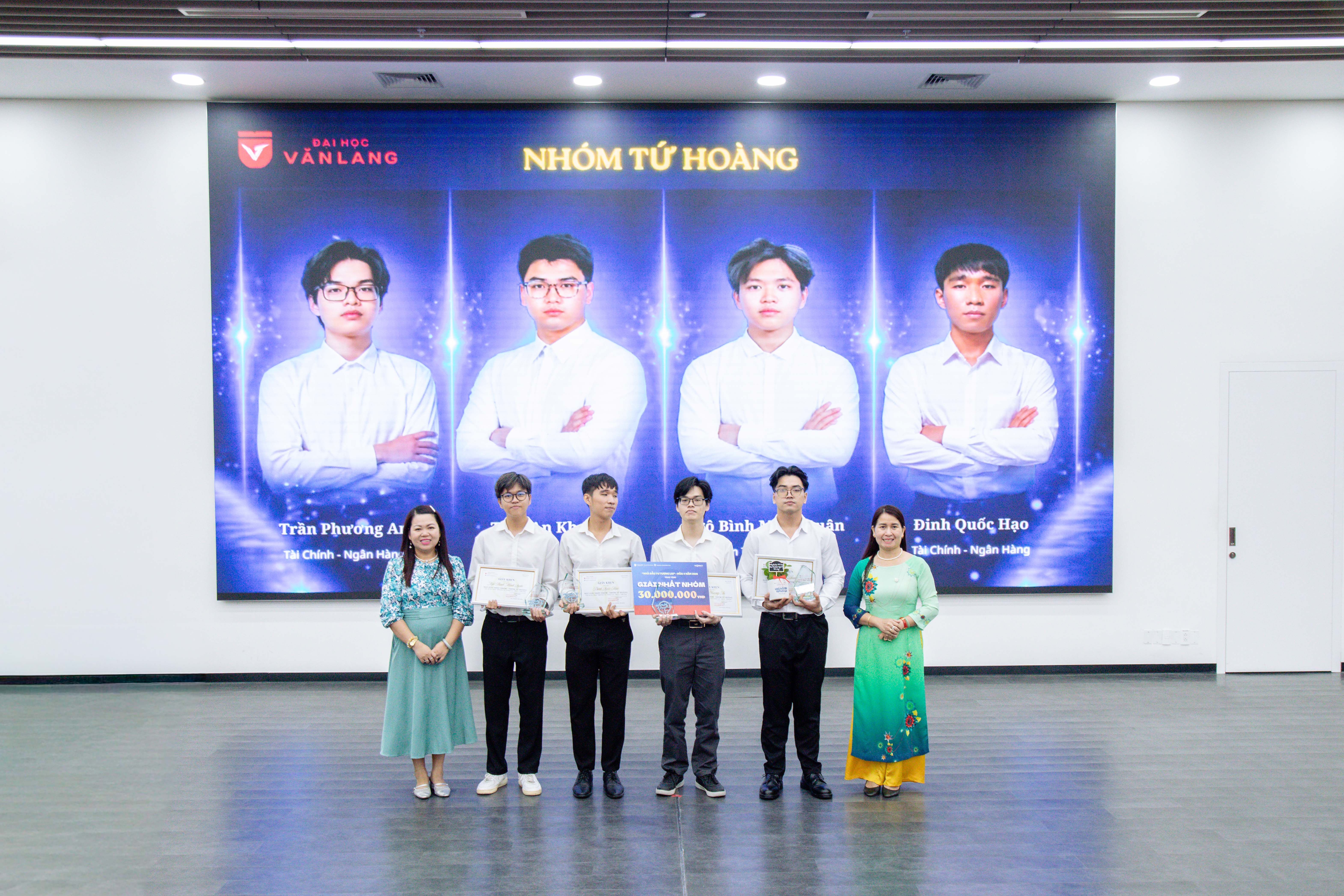 chung-ket-cuoc-thi-nha-dau-tu-tuong-lai-2026-noi-bat-tu-duy-chien-luoc-va-kha-nang-phan-bien-cua-sinh-vien-i.jpg
