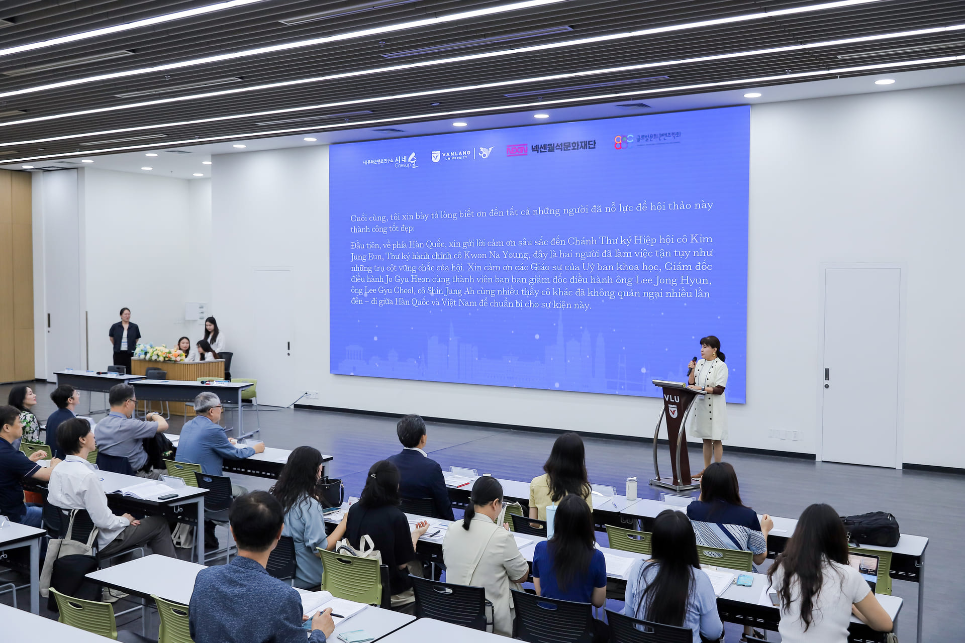 chuong-trinh-hoi-thao-khoa-hoc-viet-han-2025-giao-luu-van-hoa-qua-noi-dung-v-cultural-&-k-cultural-a.jpg