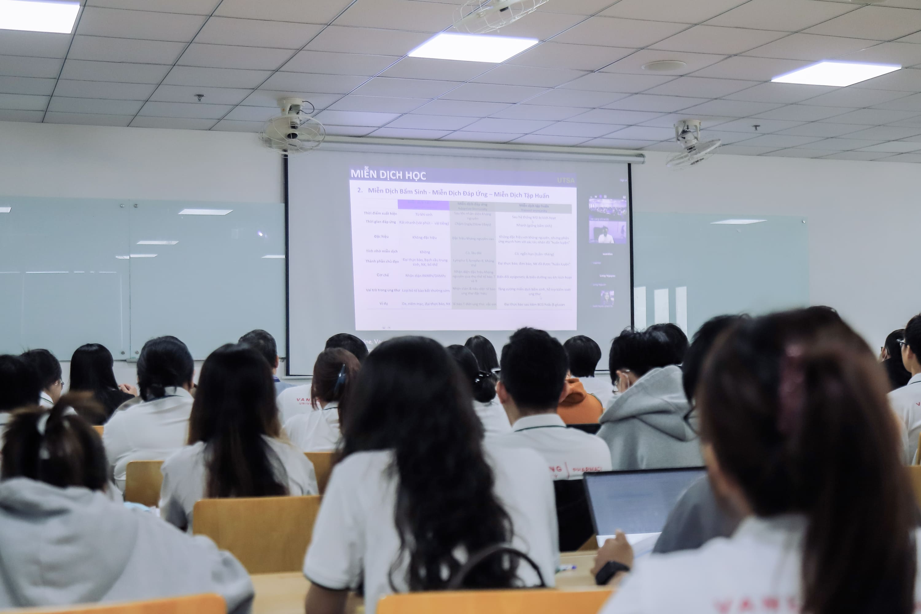 chuyen-de-immunology-in-cancer-treatment--cap-nhat-kien-thuc-moi-ve-lieu-phap-a.jpg