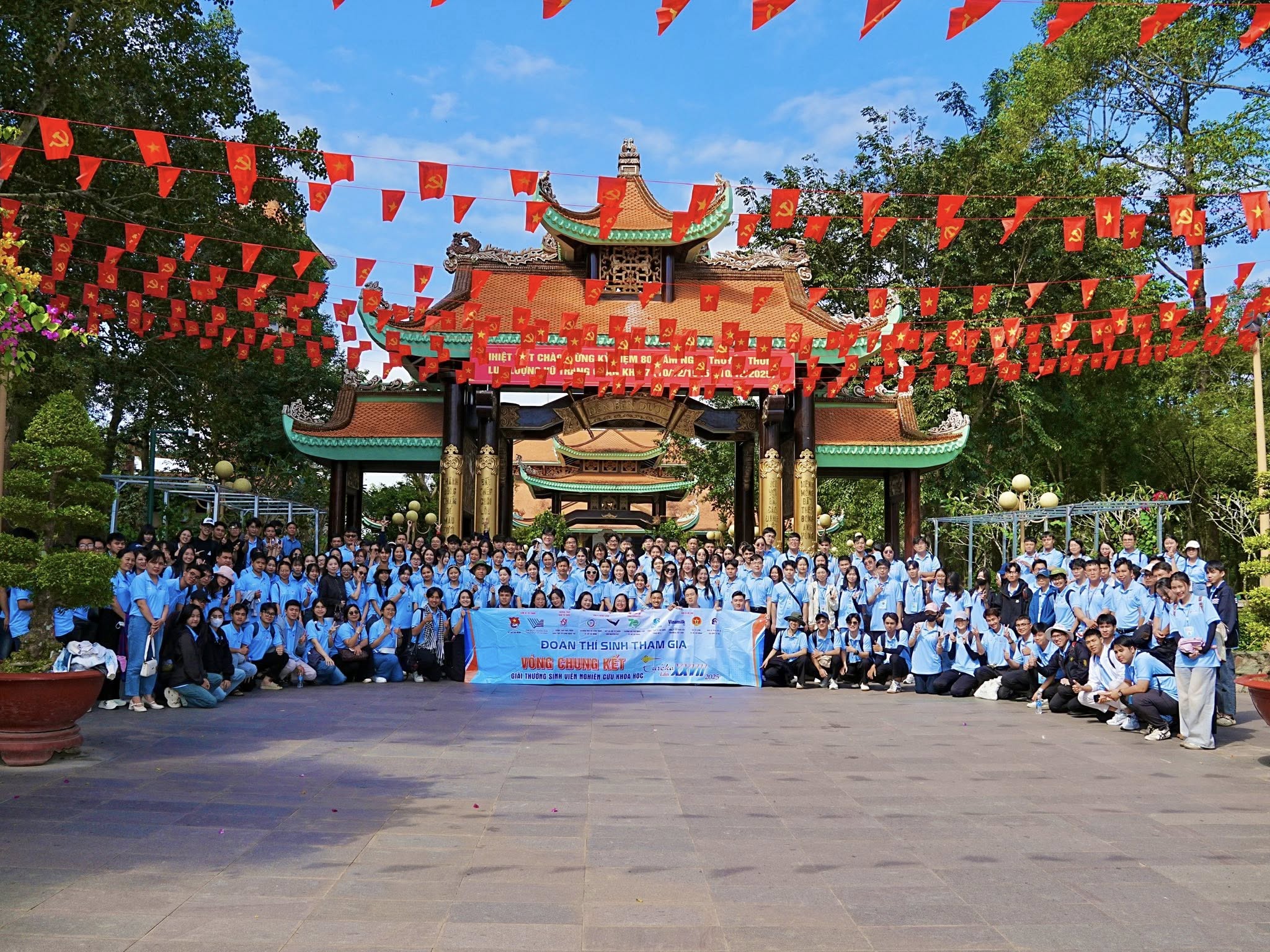 dau an sinh vien van lang tai giai thuong sinh vien nghien cuu khoa hoc - eureka lan thu 27-b.jpg