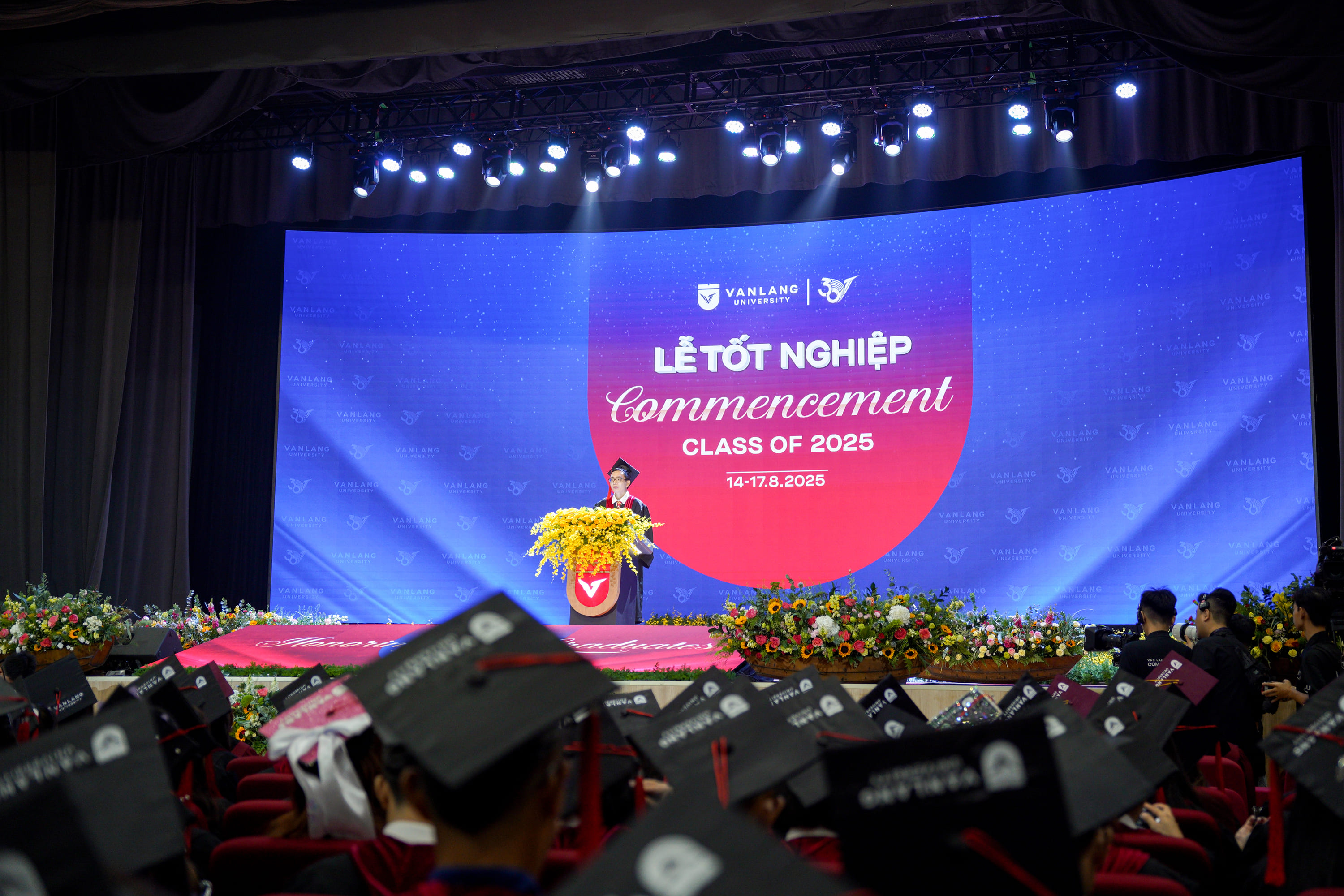 hanh-trinh-thich-ung-va-truong-thanh-cua-thu-khoa-nguyen-dinh-duy-khanh-a.jpg