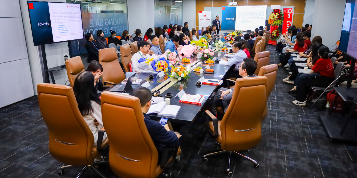 hoi-thao-khoa-hoc-edc-vlu-2024-chuyen-doi-so-trong-dao-tao-cac-nganh-kinh-doanh-quan-ly-b.jpg