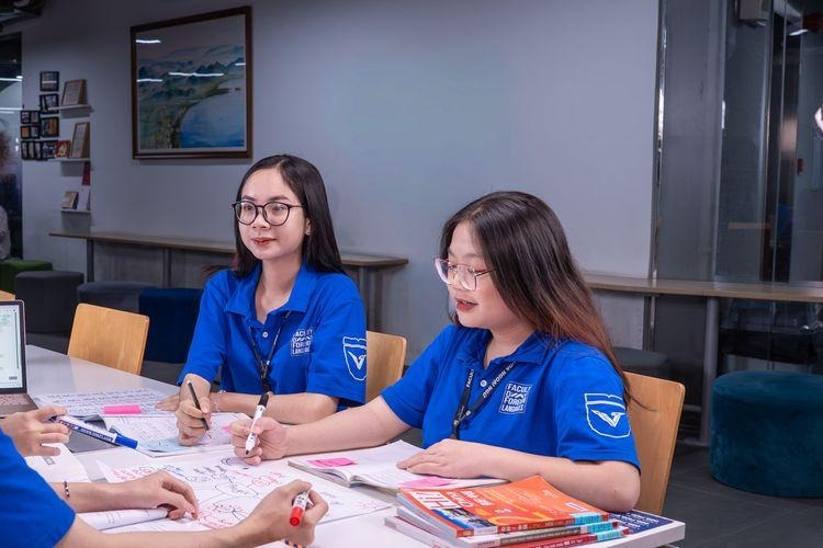 Ngành ngôn ngữ Trung Quốc là gì, học môn gì, ra trường sẽ làm gì?