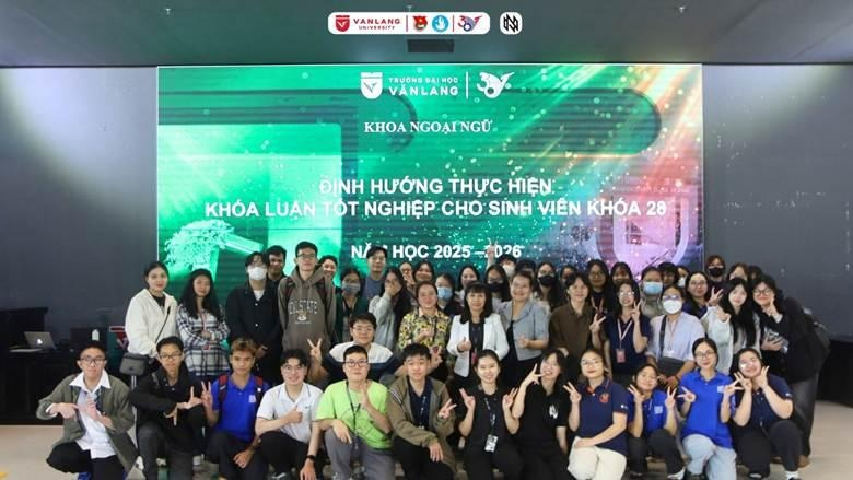 A group of people posing for a photo
AI-generated content may be incorrect.