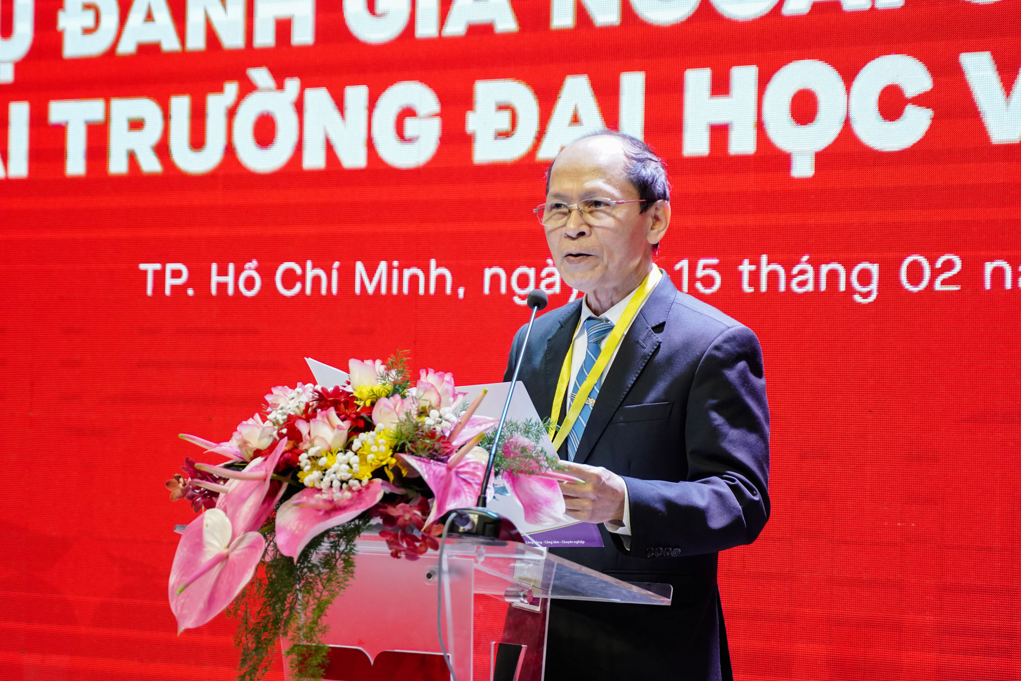 khai-mac-khao-sat-phuc-vu-danh-gia-ngoai-co-so-giao-duc-dai-hoc-chu-ky-2-tai-vlu-a.jpg