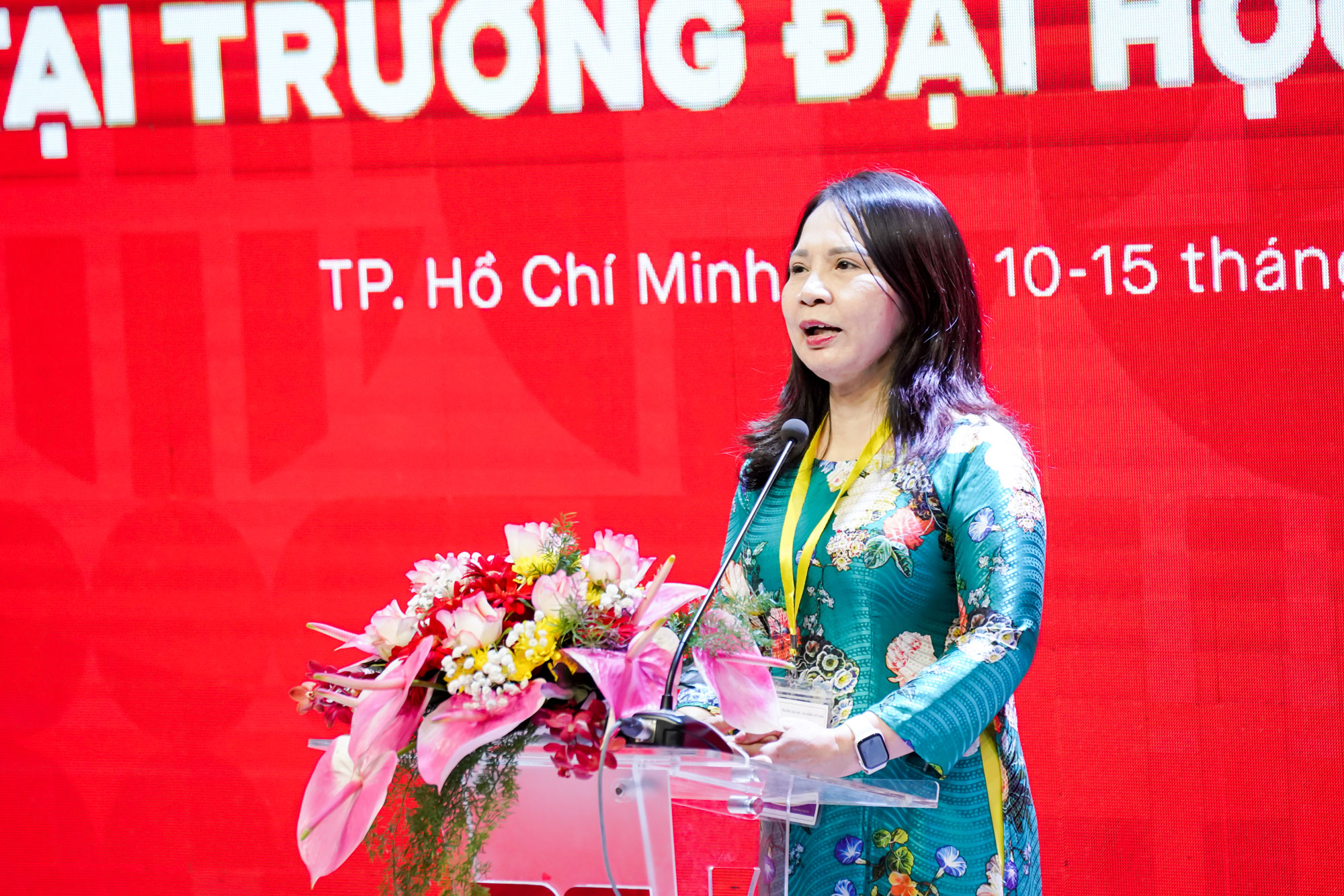 khai-mac-khao-sat-phuc-vu-danh-gia-ngoai-co-so-giao-duc-dai-hoc-chu-ky-2-tai-vlu-b.jpg
