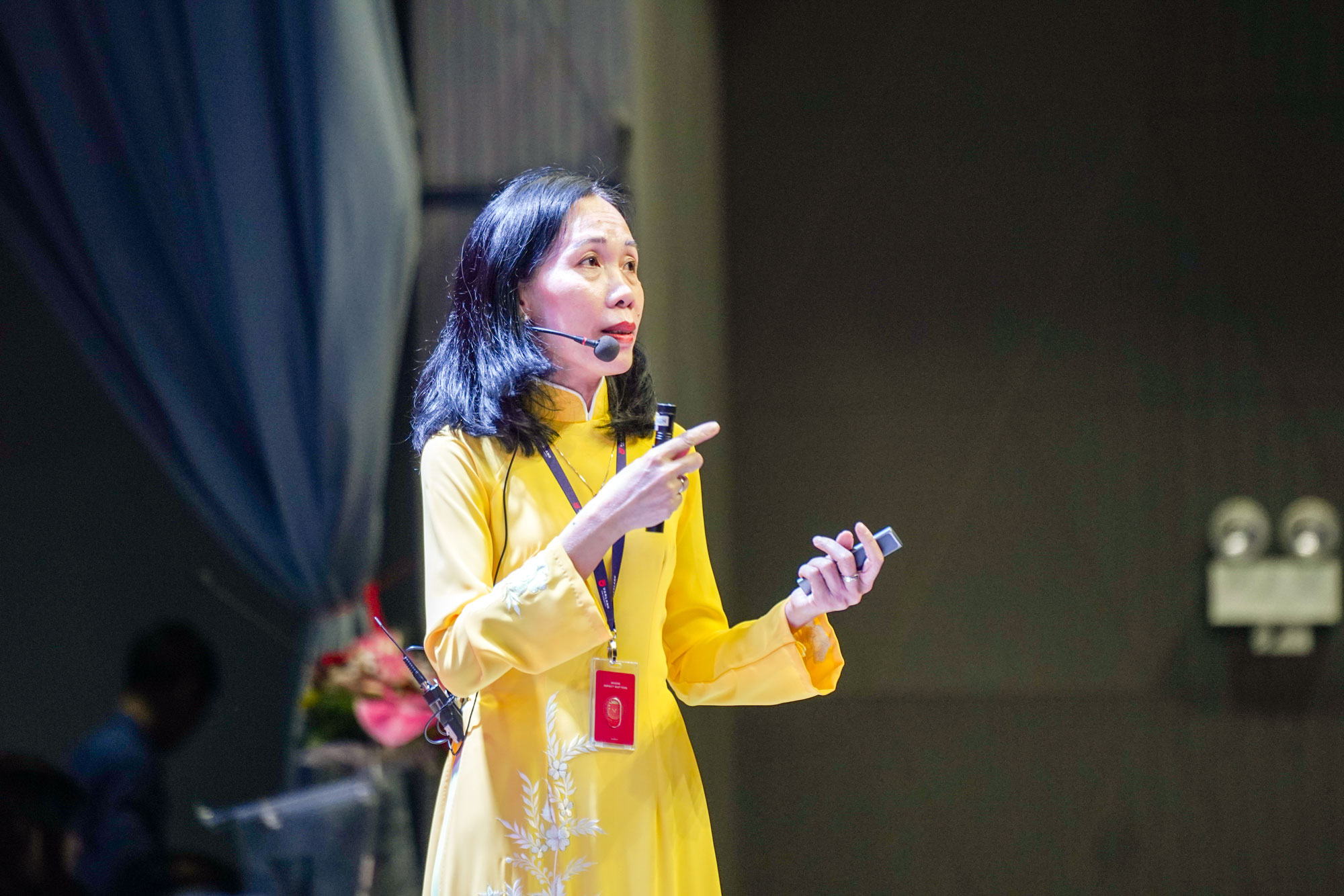 khai-mac-khao-sat-phuc-vu-danh-gia-ngoai-co-so-giao-duc-dai-hoc-chu-ky-2-tai-vlu-c.jpg