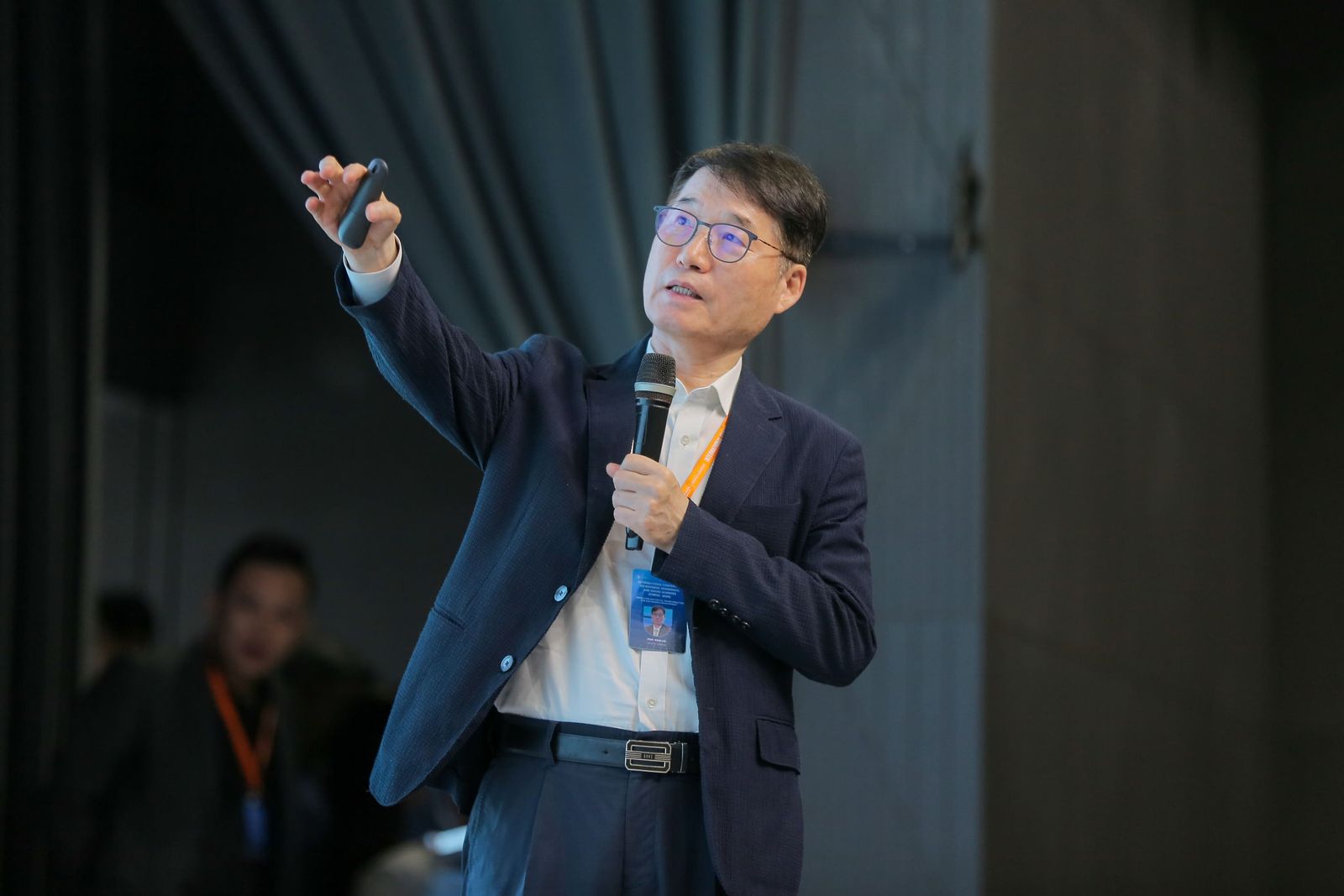 Khoa Tài chính - Ngân hàng tổ chức Hội thảo quốc tế về kinh doanh, kinh tế và khoa học xã hội