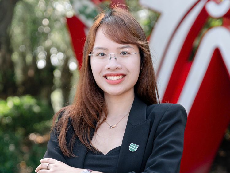 TS. NGUYỄN HỒNG HẠNH