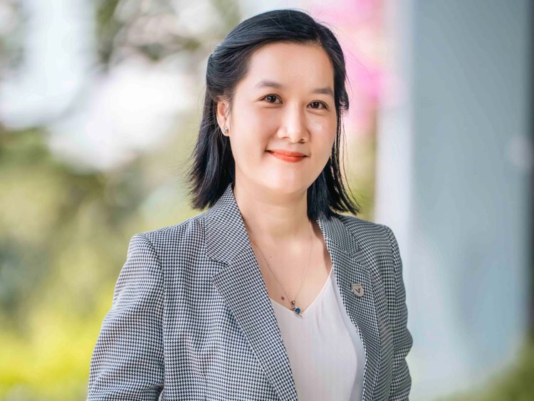 THS. LƯU THỊ KIM TUYẾN