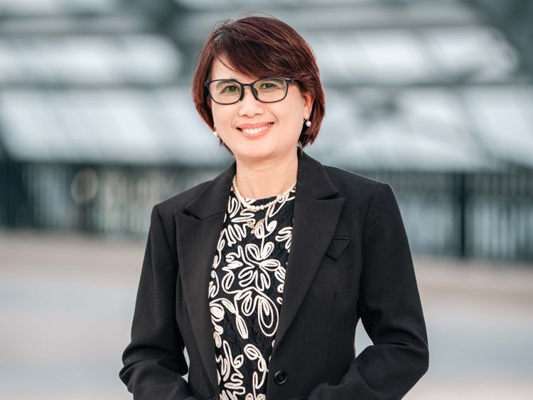 TS. NGUYỄN QUỲNH MAI 