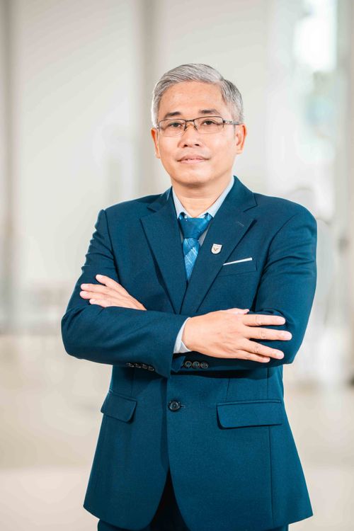 DR. LE VAN CHUONG