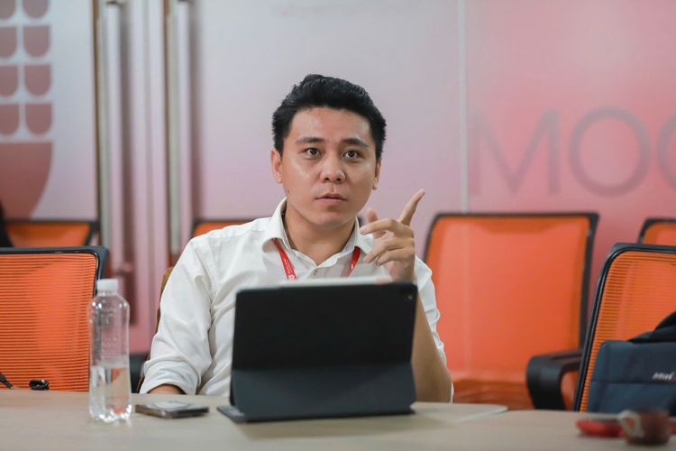 TRẦN XUÂN NGUYÊN 