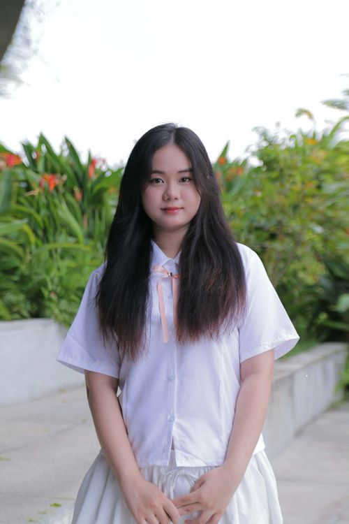 TRẦN NGÔ ANH THƯ