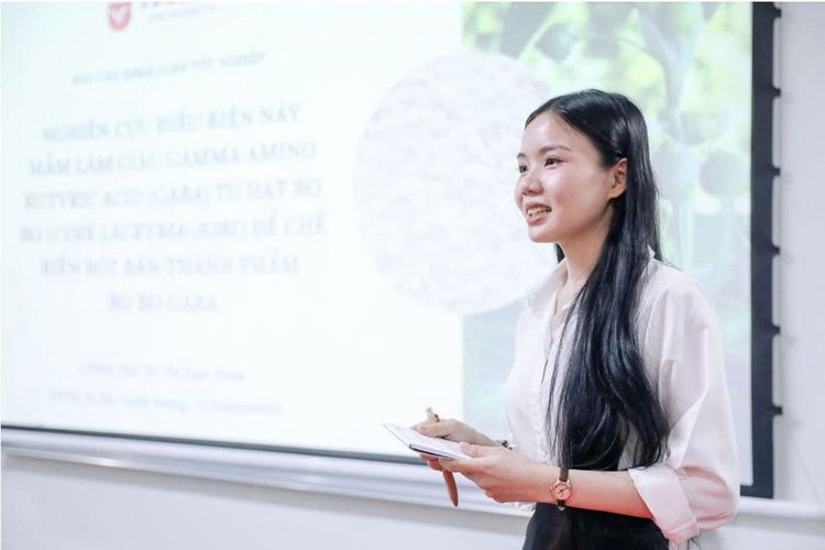 TẠ THỊ TUYẾT SƯƠNG