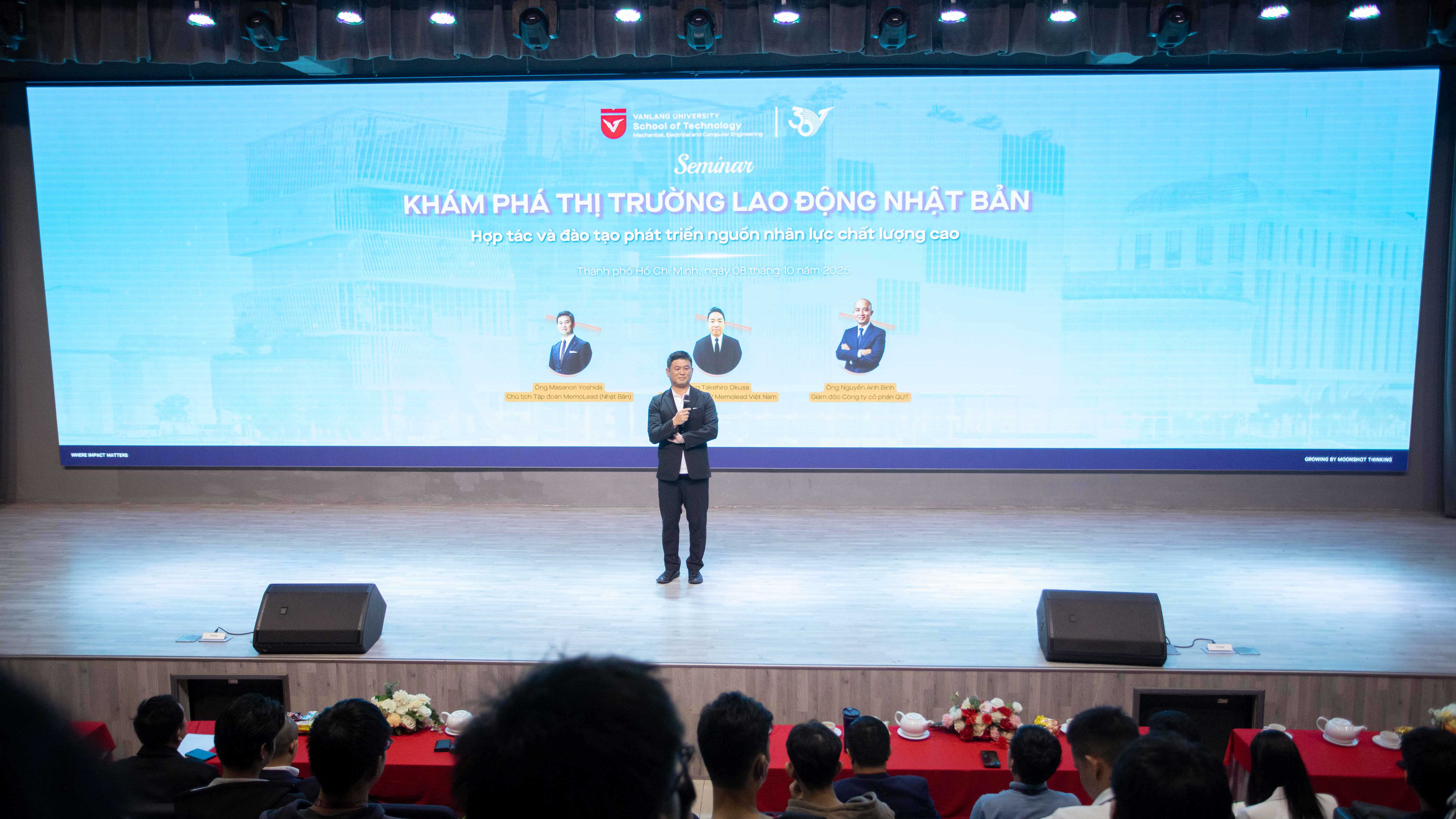 sinh-vien-khoa-ky-thuat-co-dien-va-may-tinh-tim-hieu-co-hoi-viec-lam-tai-nhat-ban-a.jpg