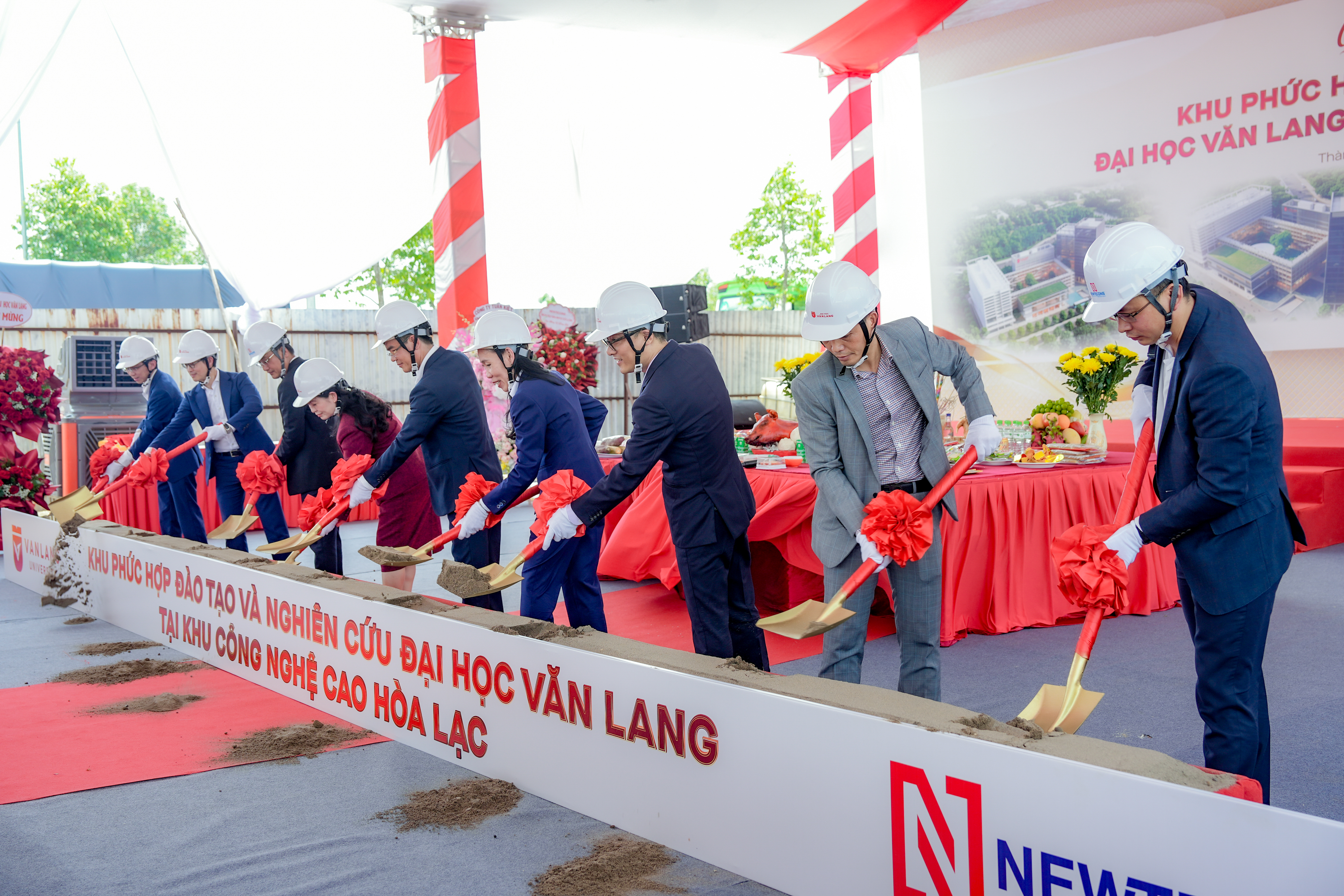truong-dai-hoc-van-lang-khoi-cong-du-an-khu-phuc-hop-dao-tao-va-nghien-cuu-tai-khu-cong-nghe-cao-hoa-lac-ha-noi-b.jpg