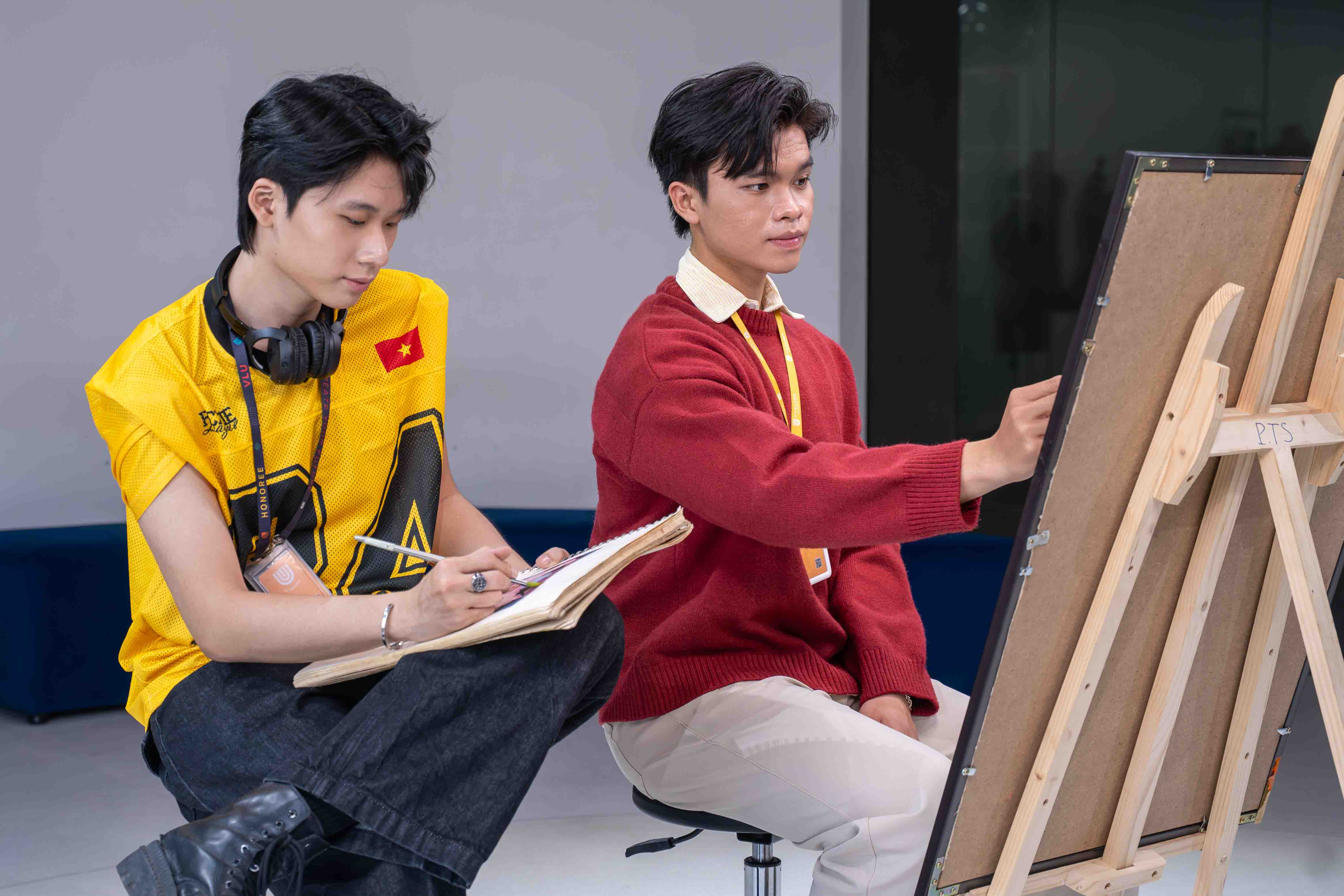 truong-dai-hoc-van-lang-nhan-ho-so-du-thi-nang-khieu-tu-ngay-103202602595-ảnh resize-2.jpg