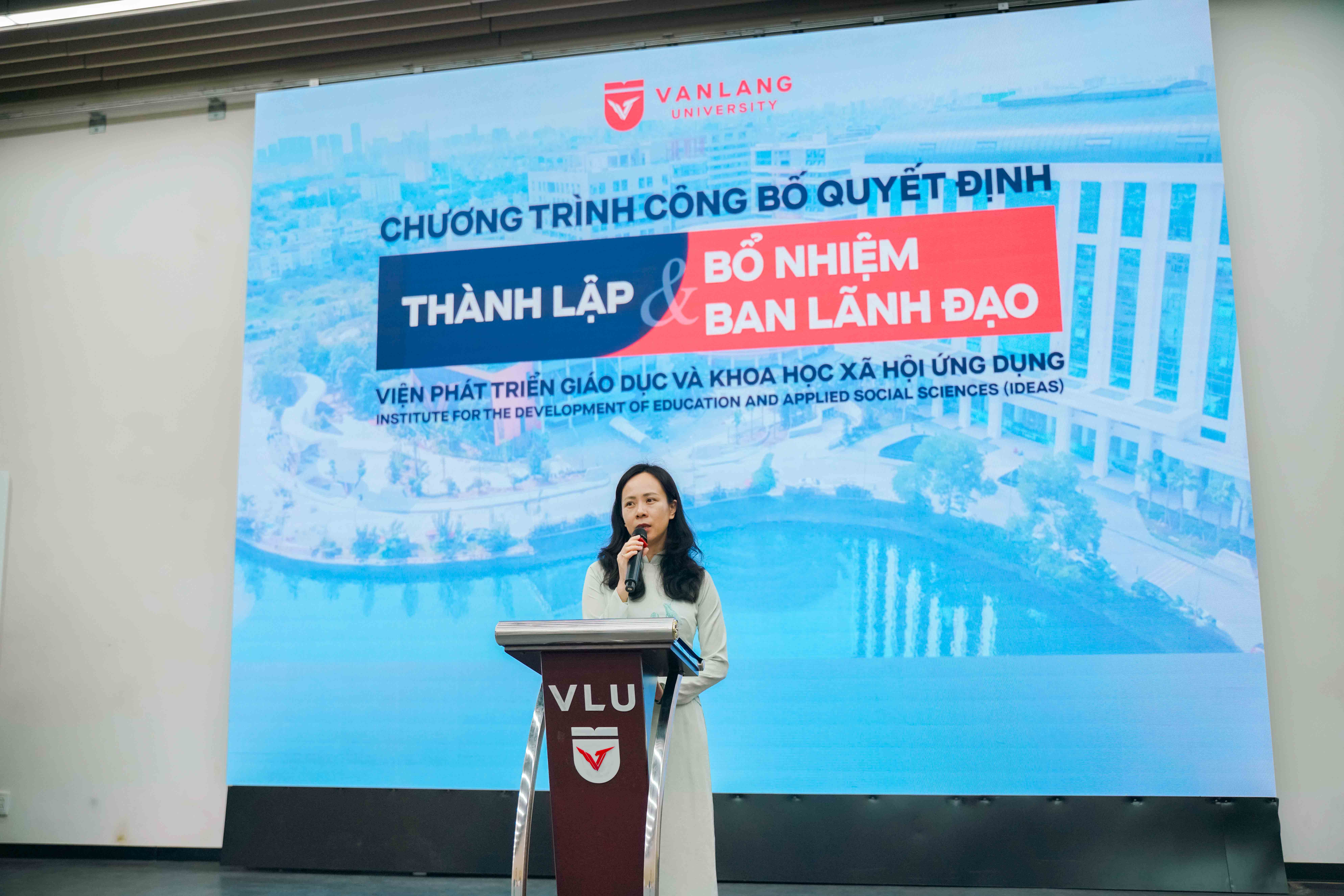 truong-dai-hoc-van-lang-ra-mat-vien-phat-trien-giao-duc-va-khoa-hoc-xa-hoi-ung-dung-institute-for-the-development-of-education-and-applied-social-sciences-ideas-b-2.jpg