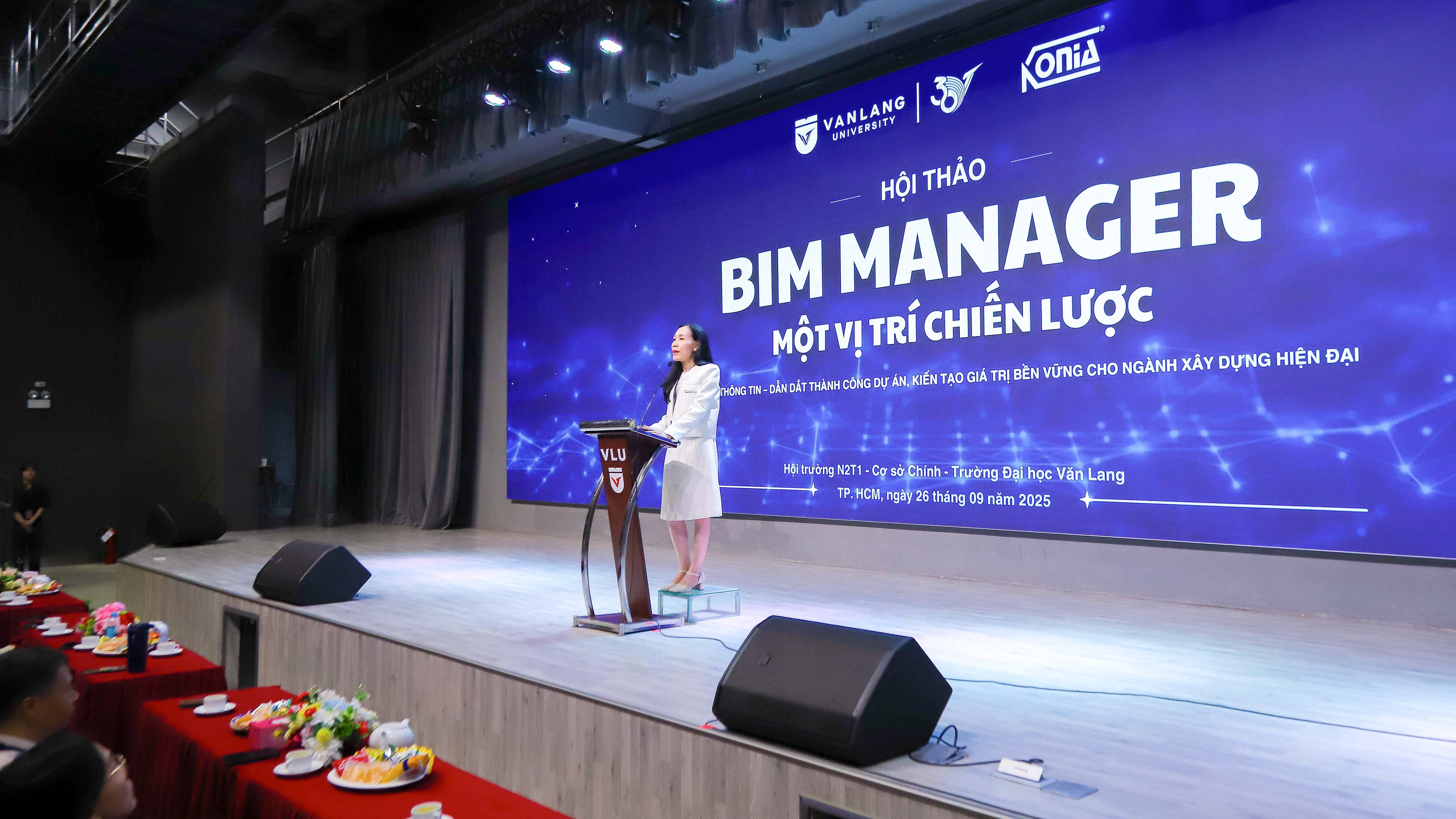 van-lang-dinh-huong-chien-luoc-dao-tao-1000-bim-managers-nang-cao-chat-luong-nguon-nhan-luc-c.jpg