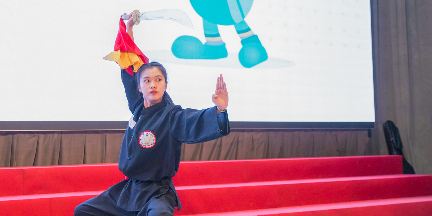 vlu-Le-Nhap-mon-Khoa-29-Duoc-hoc-Truong-Dai-hoc-Van-Lang-f.jpg