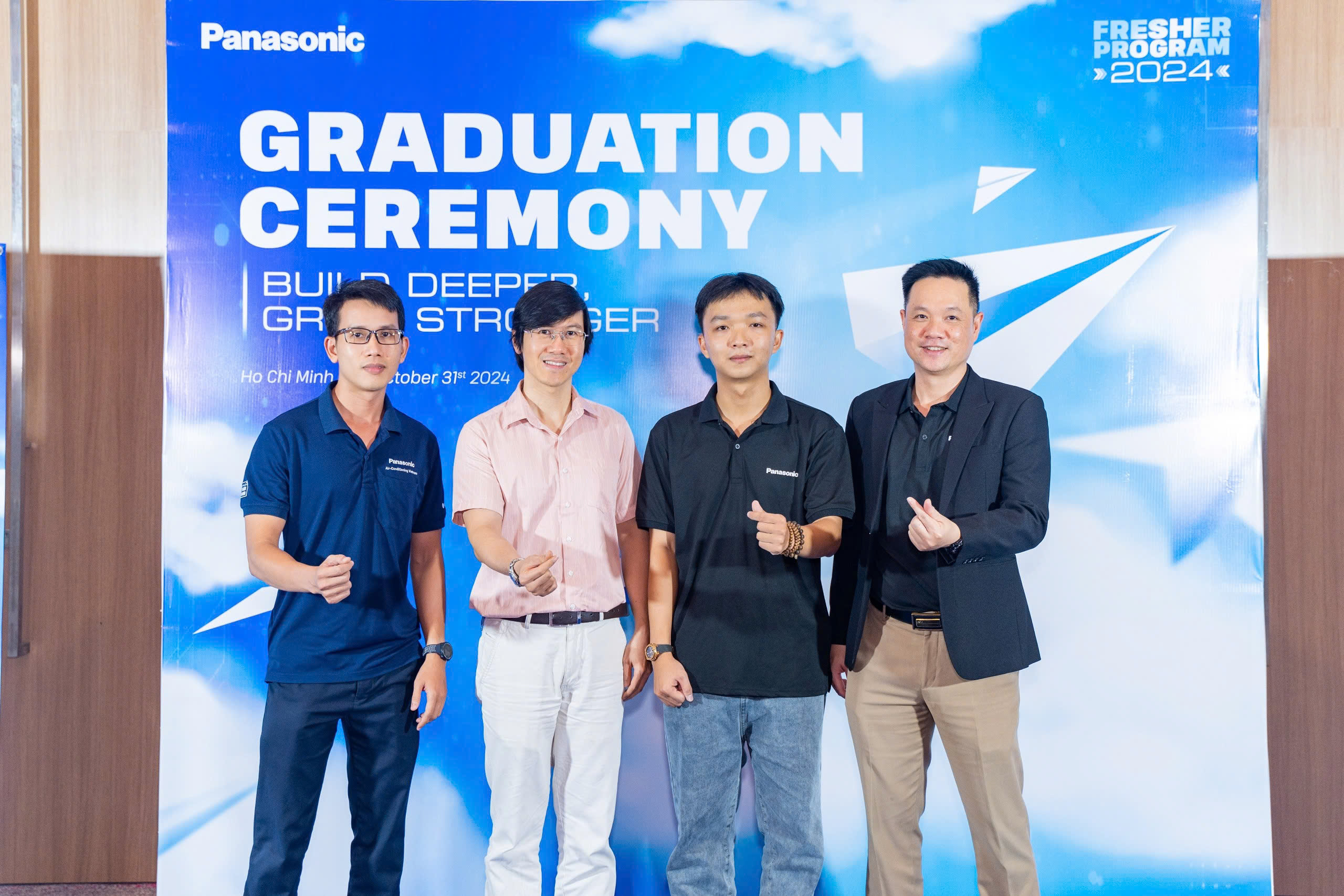 vlu-Van-Lang-30-nam-Ky-uc-va-tam-tinh-Niem-tu-hao-cua-mot-giang-vien-c.jpg