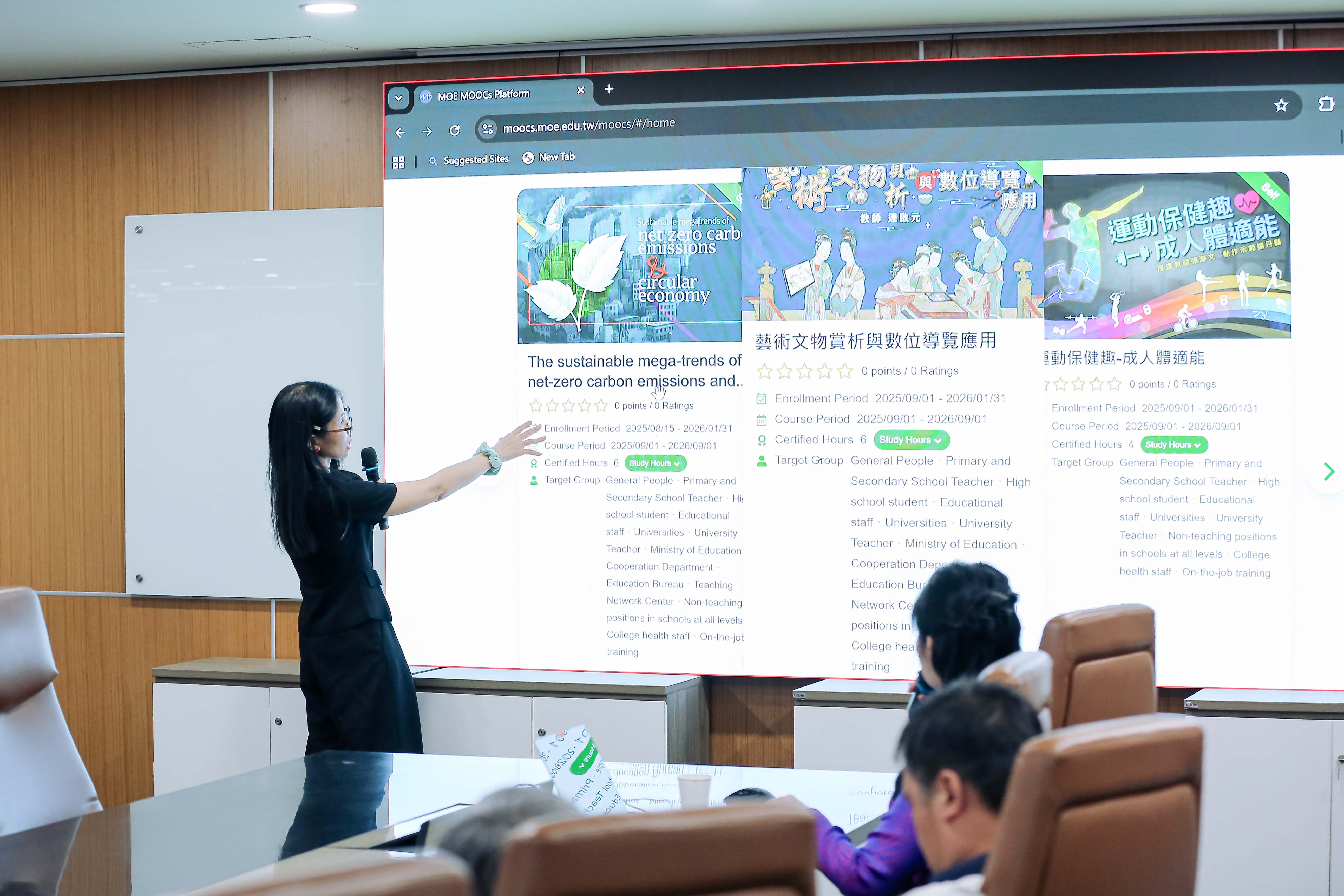 vlu-bien-ban-ghi-nho-mou-giua-truong-dai-hoc-van-lang-va-chinese-culture-university-d.jpg