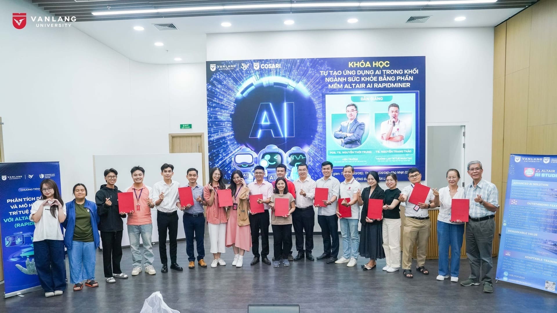 vlu-boi-duong-nang-luc-so-va-ung-dung-tri-tue-nhan-tao-tai-khoa-y-truong-dai-hoc-van-lang-b.jpg