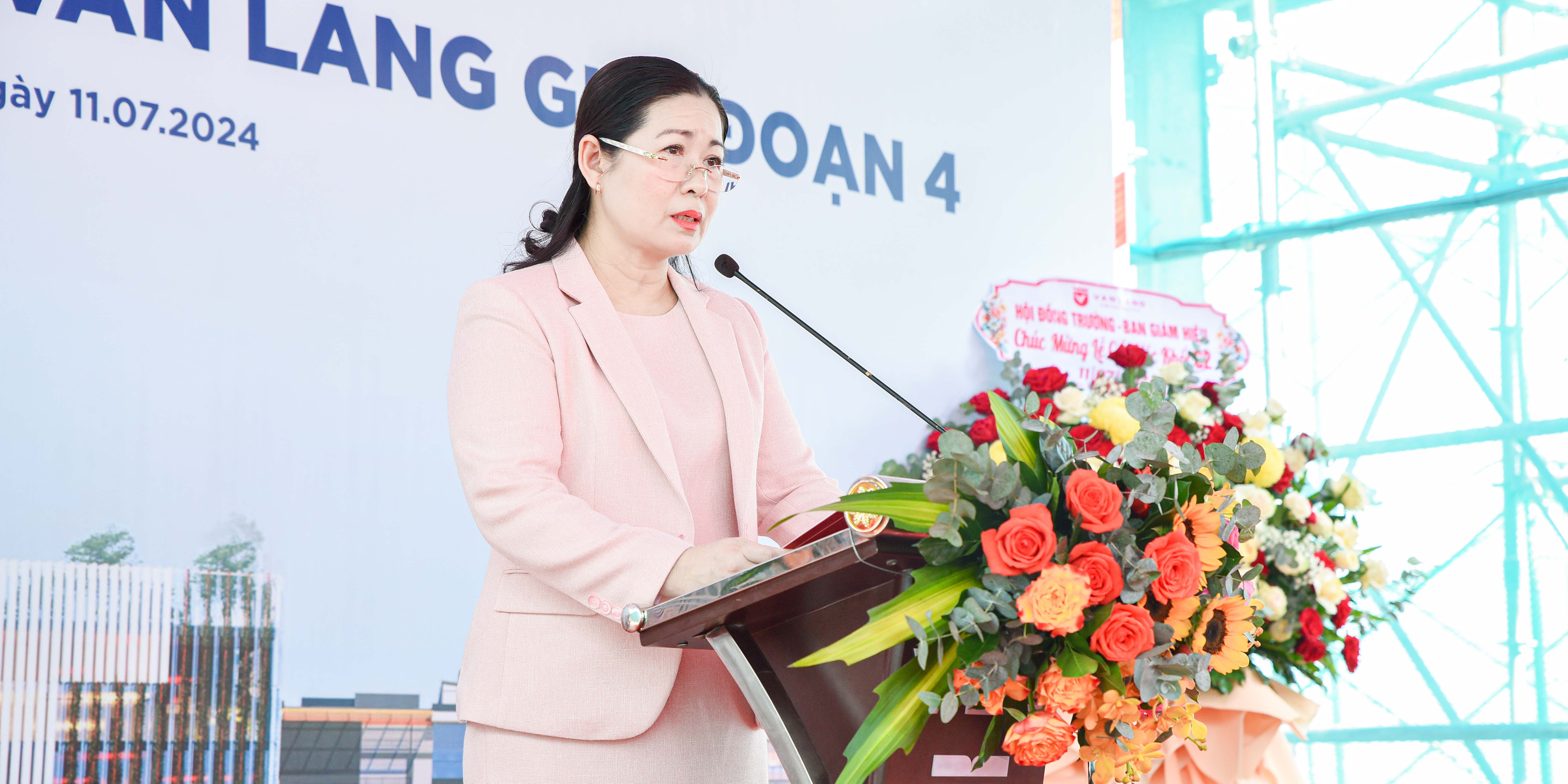 vlu-cat-noc-khoi-nha-quoc-te-g2-trong-chang-cuoi-hoan-chinh-khu-do-thi-giao-duc-vlu-d.jpg