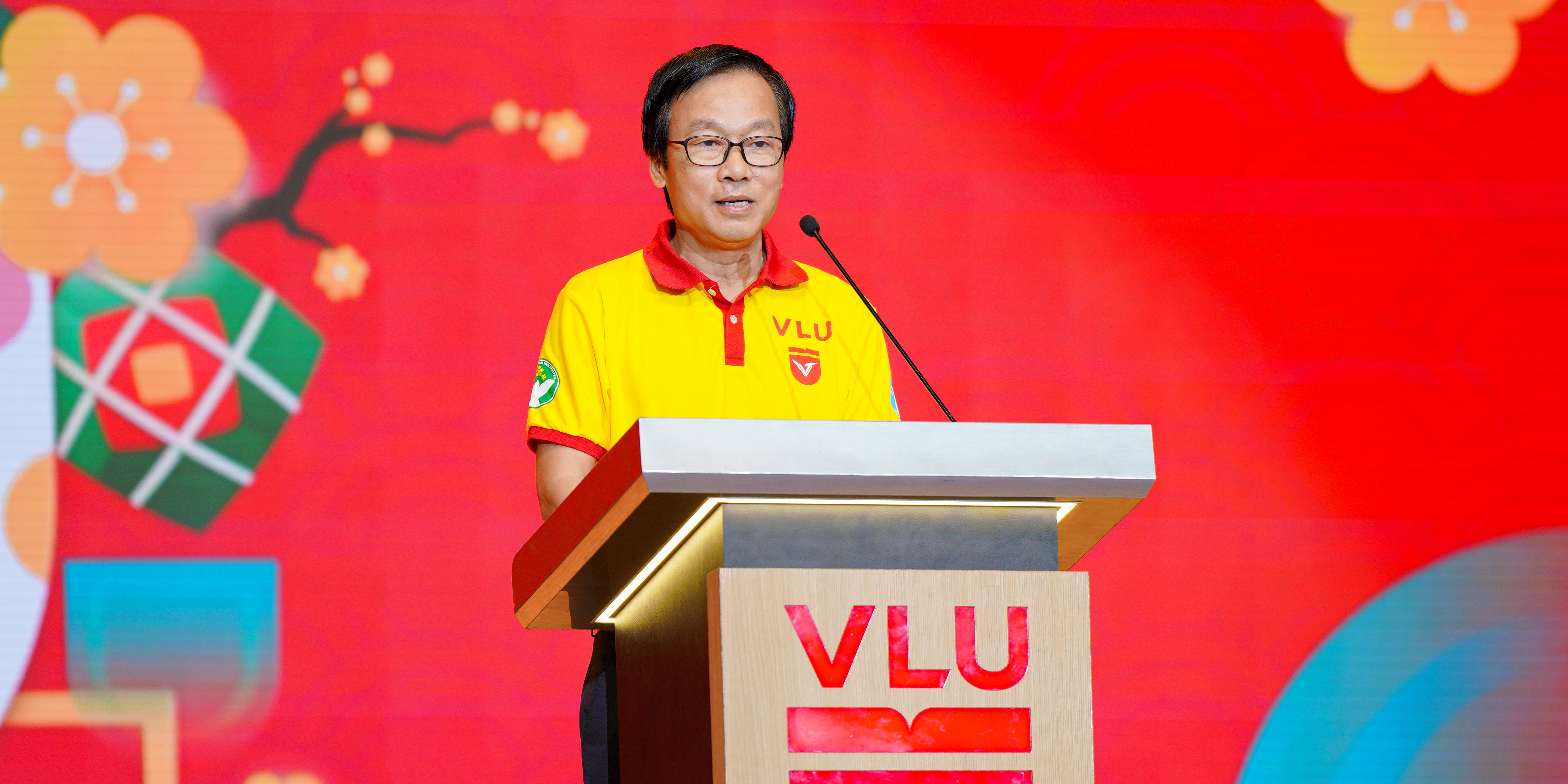 vlu-chien-si-van-lang-hao-hung-ra-quan-chien-dich-xuan-tinh-nguyen-2025-a.jpg