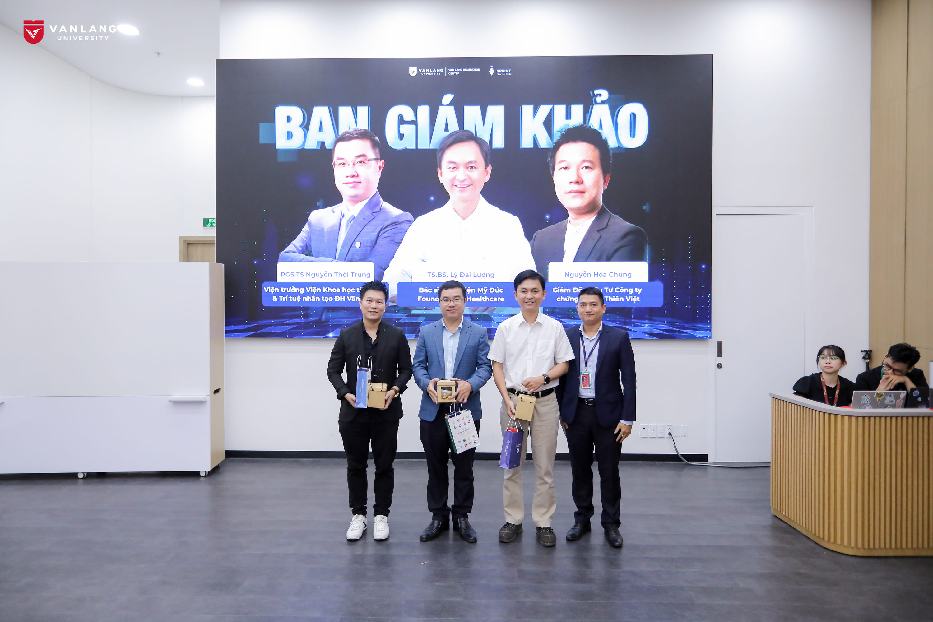 vlu-chung-ket-vlu-medtech-founder-apprenticeship-2025-uom-mam-y-tuong-khoi-nghiep-y-sinh-a.jpg