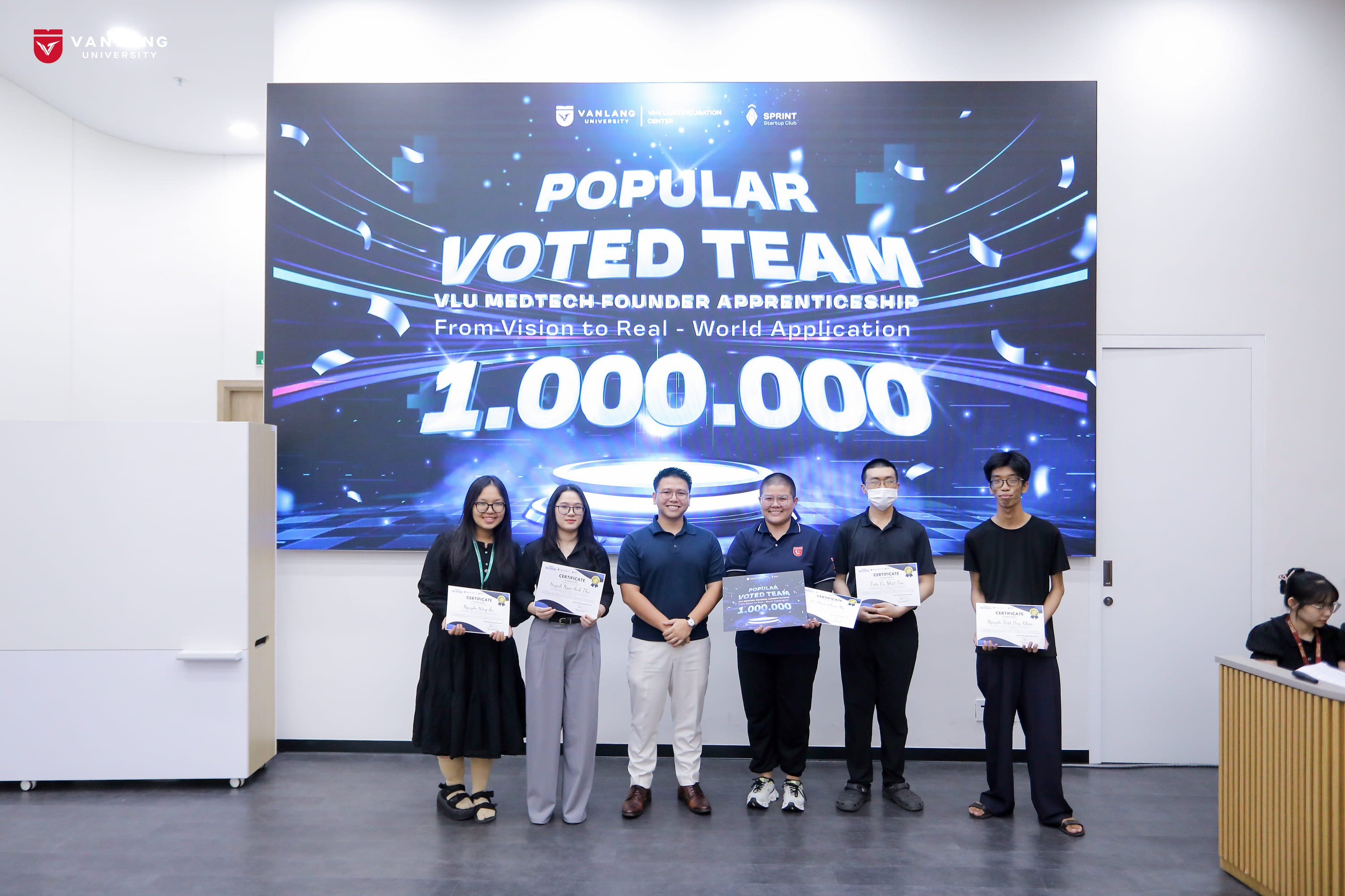vlu-chung-ket-vlu-medtech-founder-apprenticeship-2025-uom-mam-y-tuong-khoi-nghiep-y-sinh-e.jpg