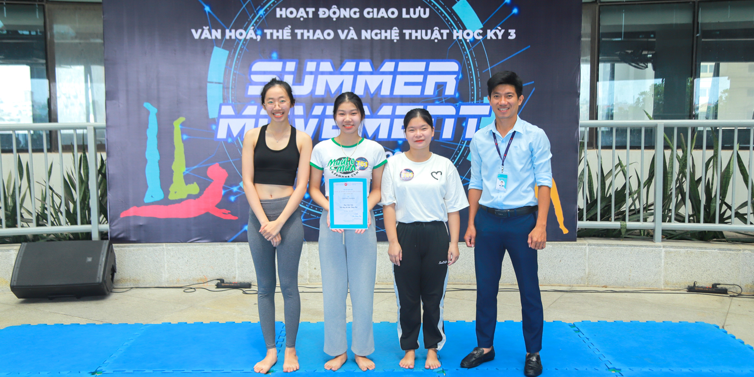 vlu-chuoi-hoat-dong-he-summer-movement-2023-khoi-dong-giai-yoga-sinh-vien-van-lang-lan-thu-ii-nam-2023 (11).jpg