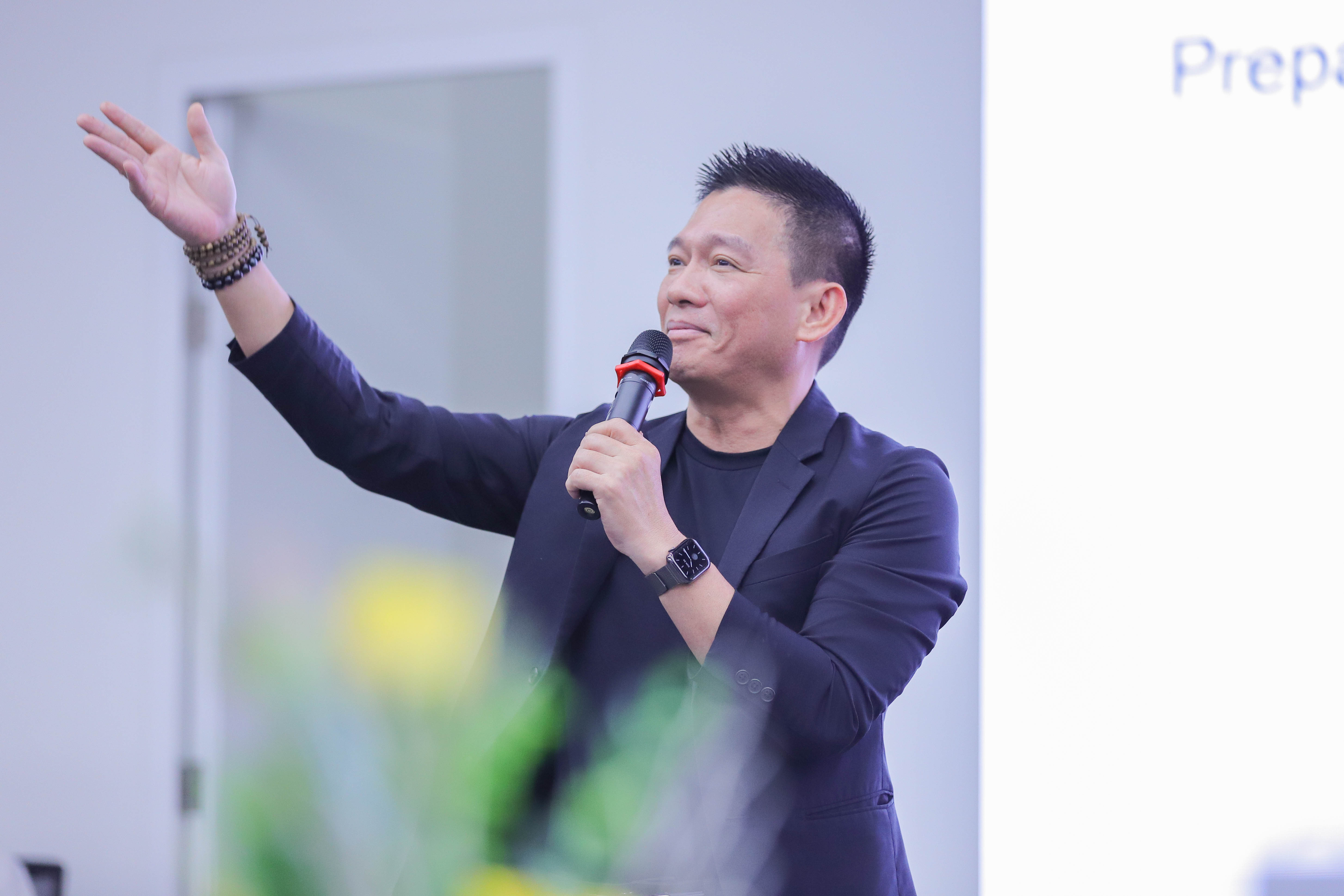 vlu-chuong-trinh-chao-don-k30-khoa-ky-thuat-o-to-c.jpg