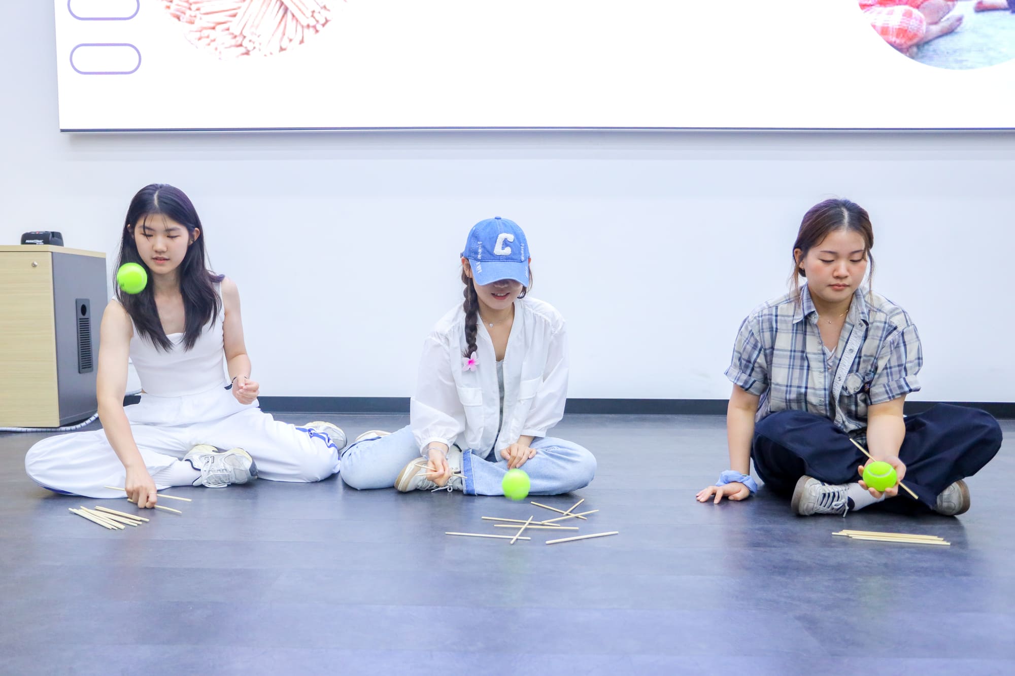 vlu-chuong-trinh-giao-luu-van-hoa-viet-han-ket-noi-sinh-vien-van-lang-va-sinh-vien-tinh-chungcheongnam-do-d.jpg