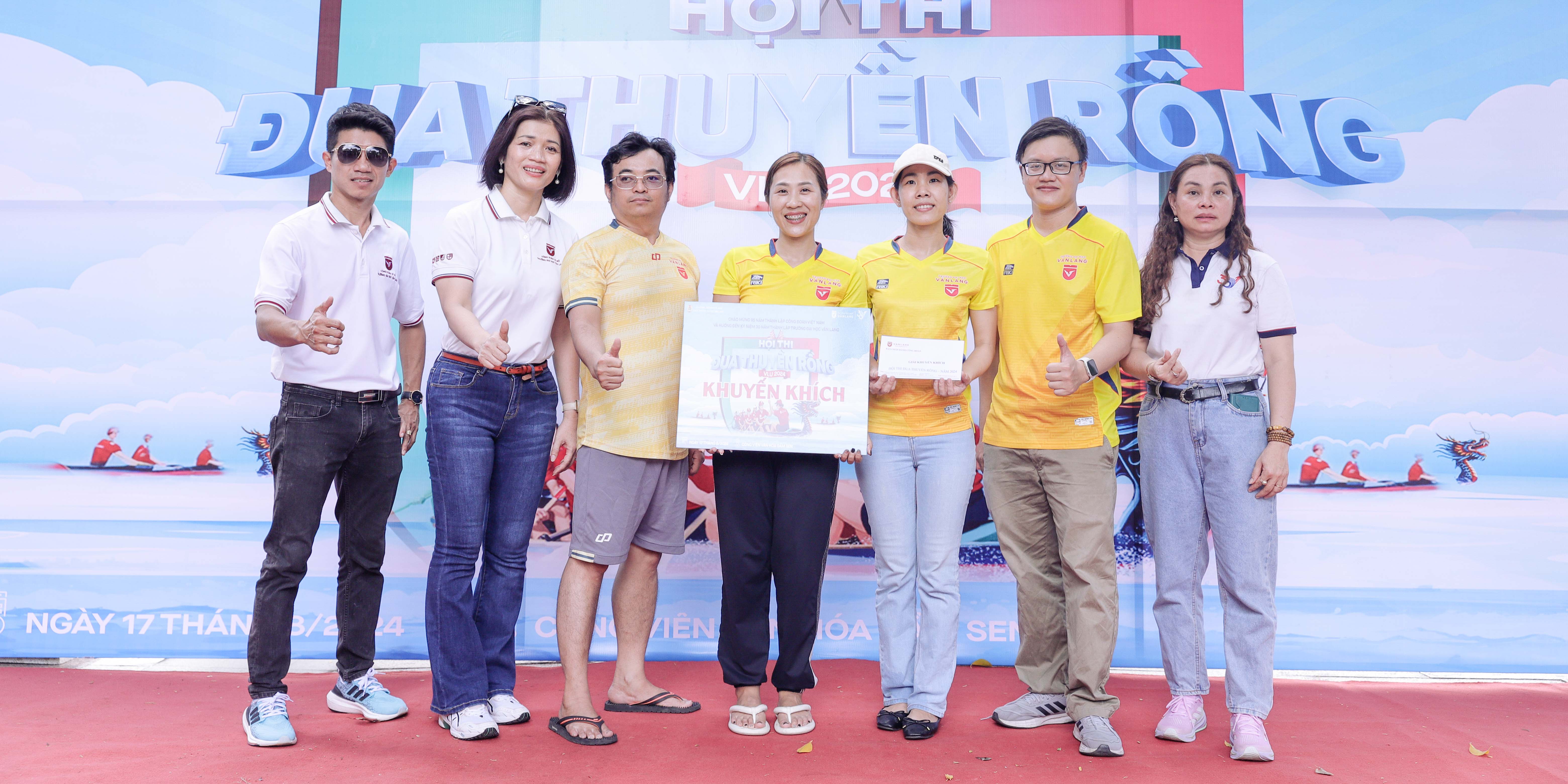 vlu-cong-doan-vien-van-lang-hao-hung-voi-hoi-thi-dua-thuyen-rong-dau-tien-p.jpg