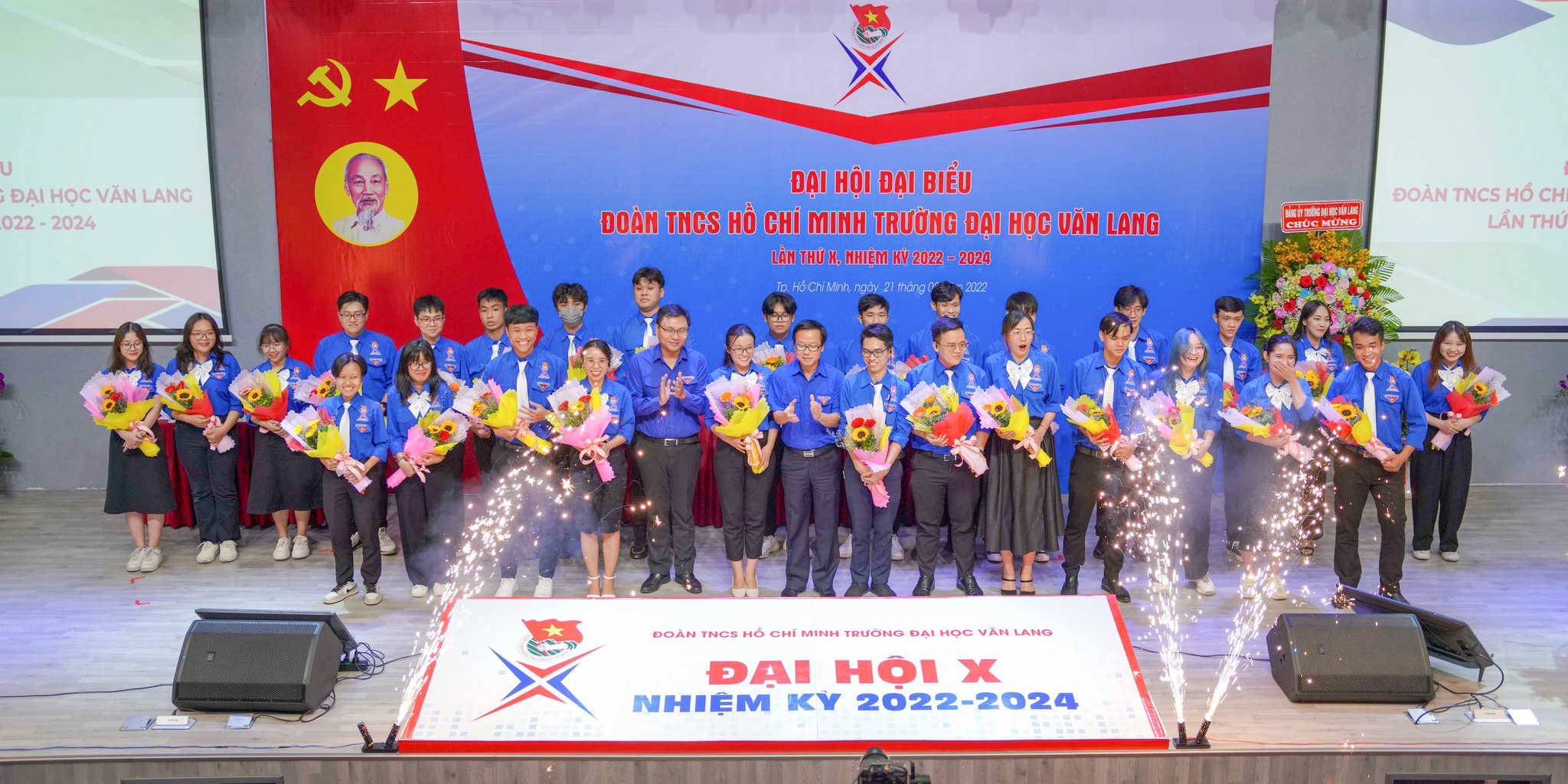 vlu-dai-hoi-dai-bieu-doan-tncs-ho-chi-minh-truong-lan-x-e.jpg