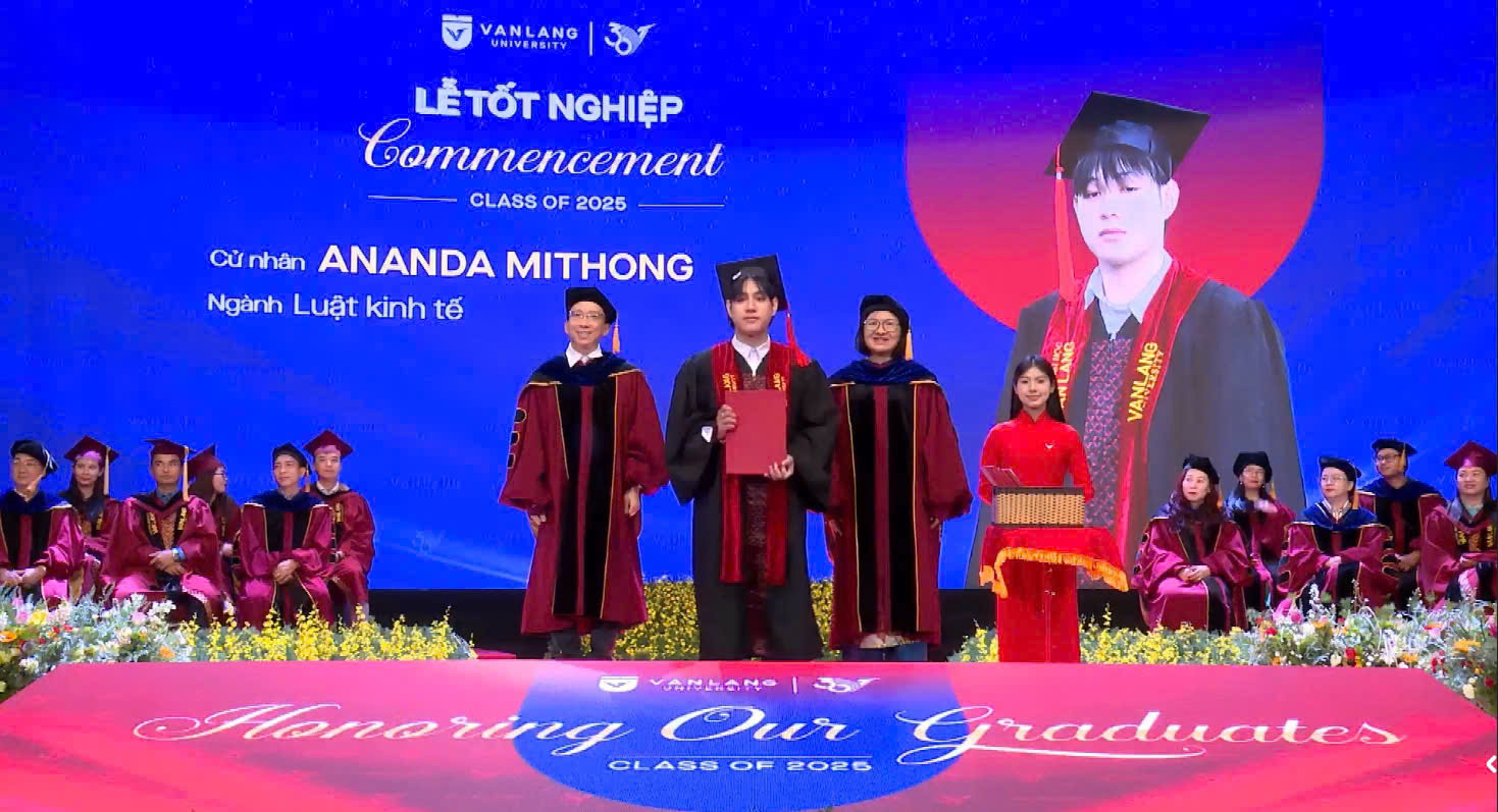 vlu-dau-an-tren-chang-hanh-trinh-hoc-tap-tai-khoa-luat-truong-dai-hoc-van-lang-a.jpg