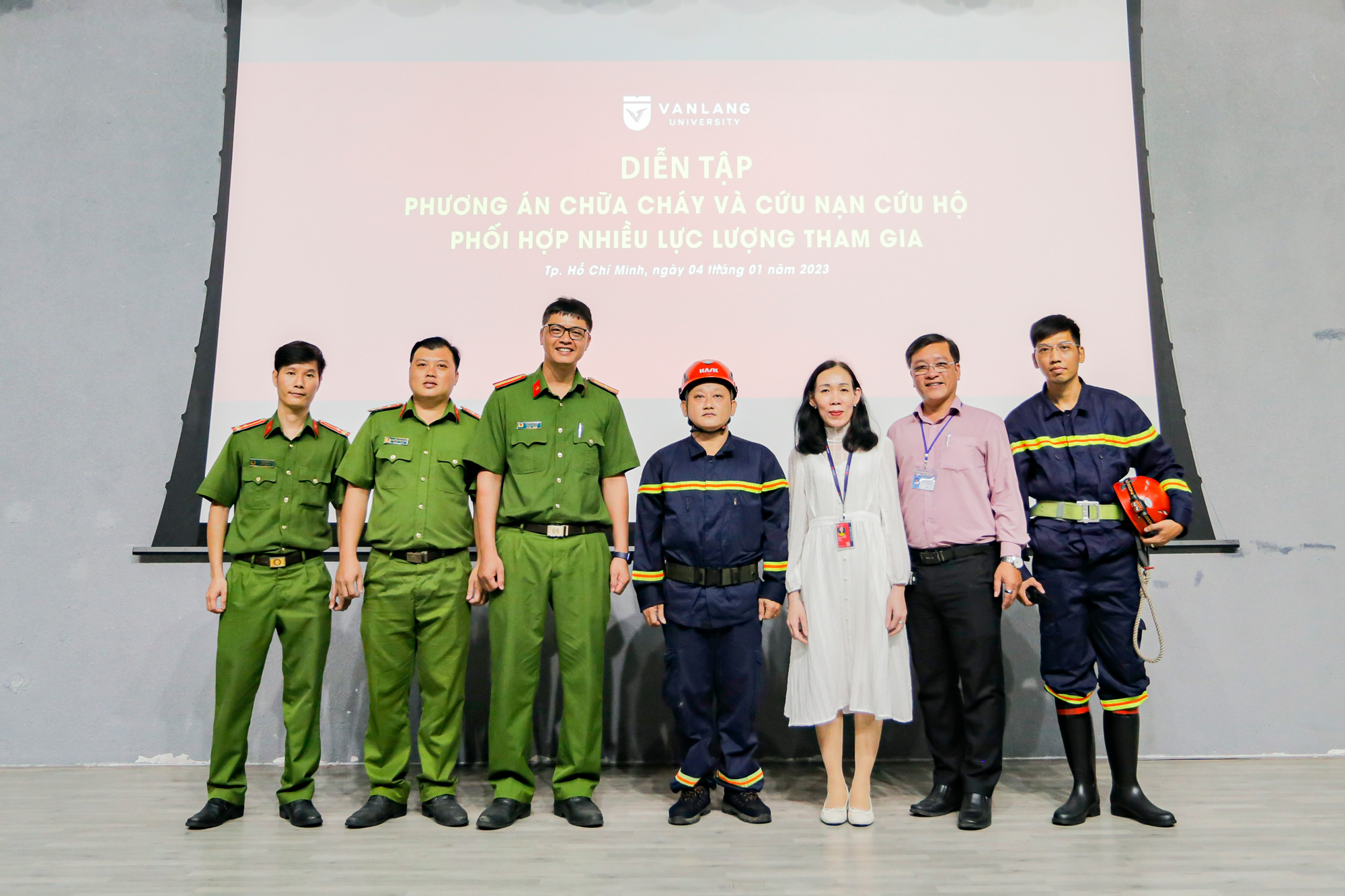 vlu-dien-tap-phong-chay-chua-chay-j.jpg