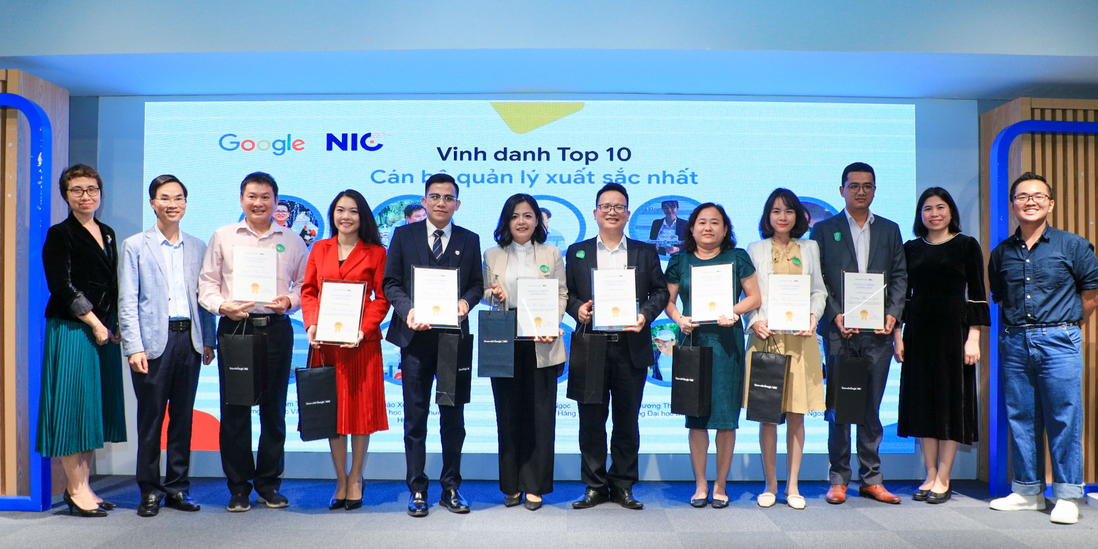 vlu-duoc-vinh-danh-trong-top-10-dai-hoc-xuat-sac-nhat-cua-chuong-trinh-phat-trien-nhan-tai-so-2024-b.jpg