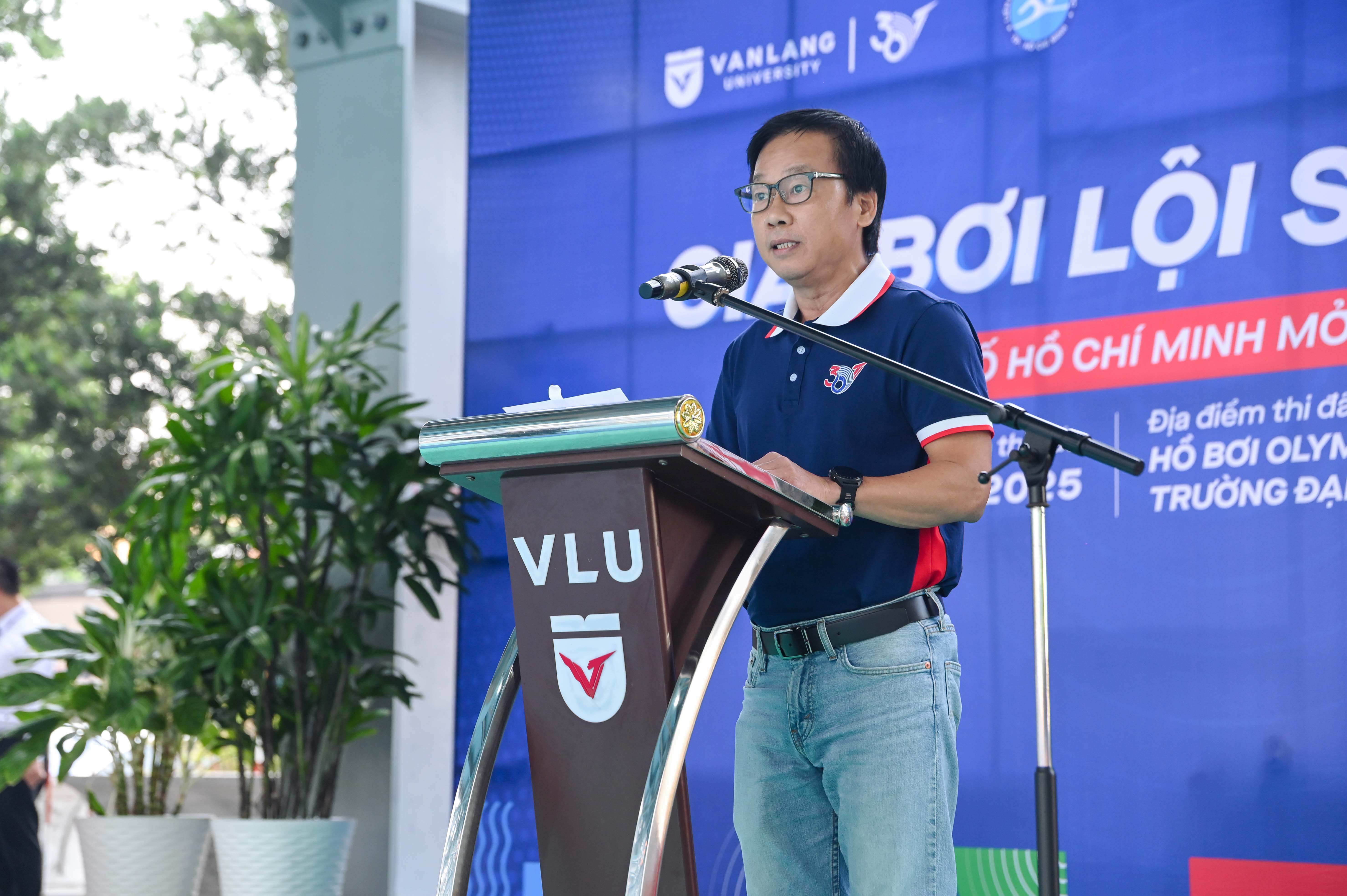 vlu-duong-dua-xanh-ruc-lua-giai-boi-loi-sinh-vien-tp-hcm-mo-rong-2025-khoi-tranh-soi-dong-b.jpg