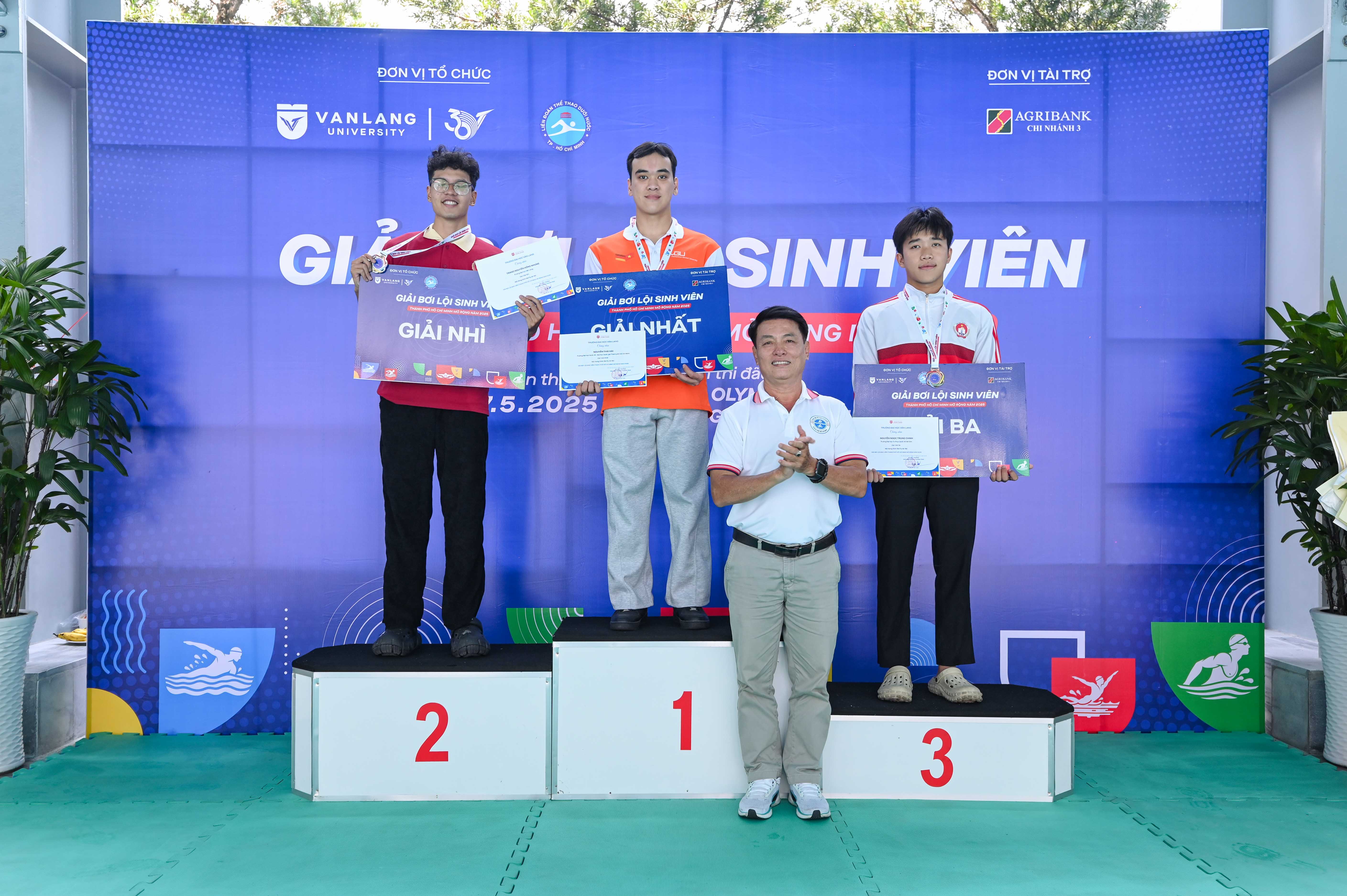 vlu-duong-dua-xanh-ruc-lua-giai-boi-loi-sinh-vien-tp-hcm-mo-rong-2025-khoi-tranh-soi-dong-g.jpg