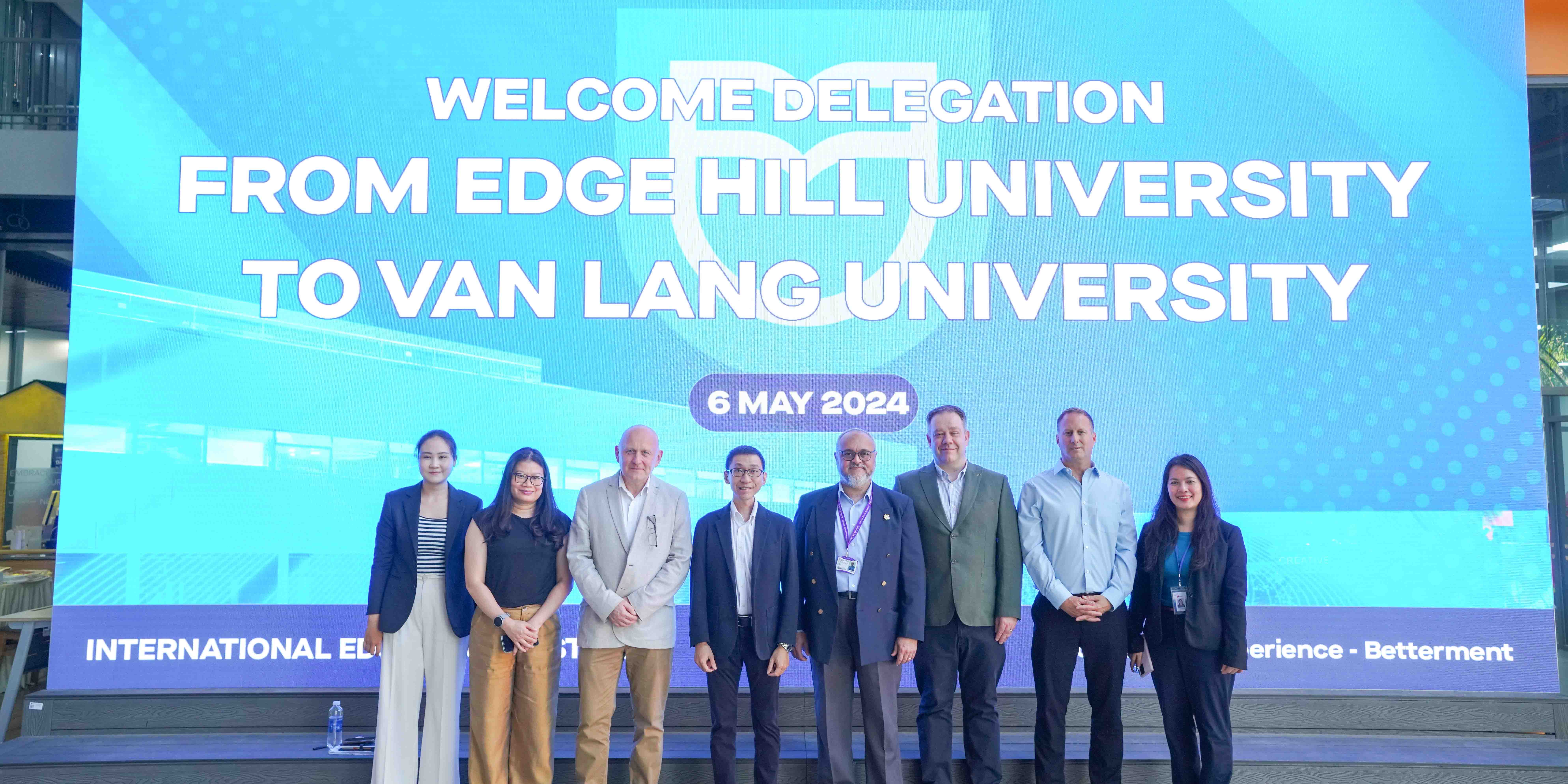 vlu-edge-hill-huong-den-co-hoi-hoc-tap-chat-luong-chuan-quoc-te-cho-nguoi-hoc-d.jpg