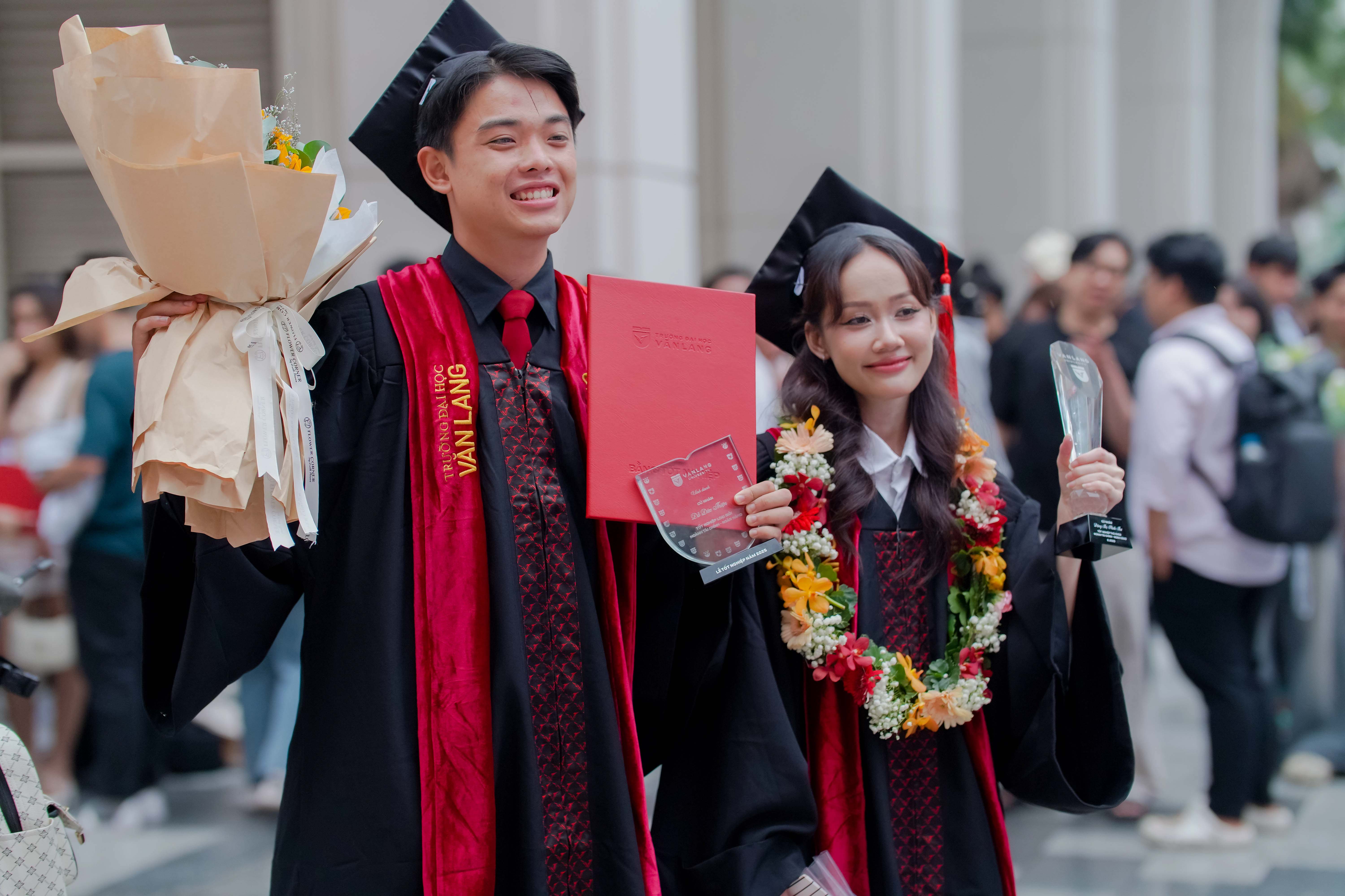vlu-hanh-trinh-truong-thanh-tu-nhung-ket-noi-yeu-thuong-cua-thu-khoa-dang-thi-minh-thu-e.jpg